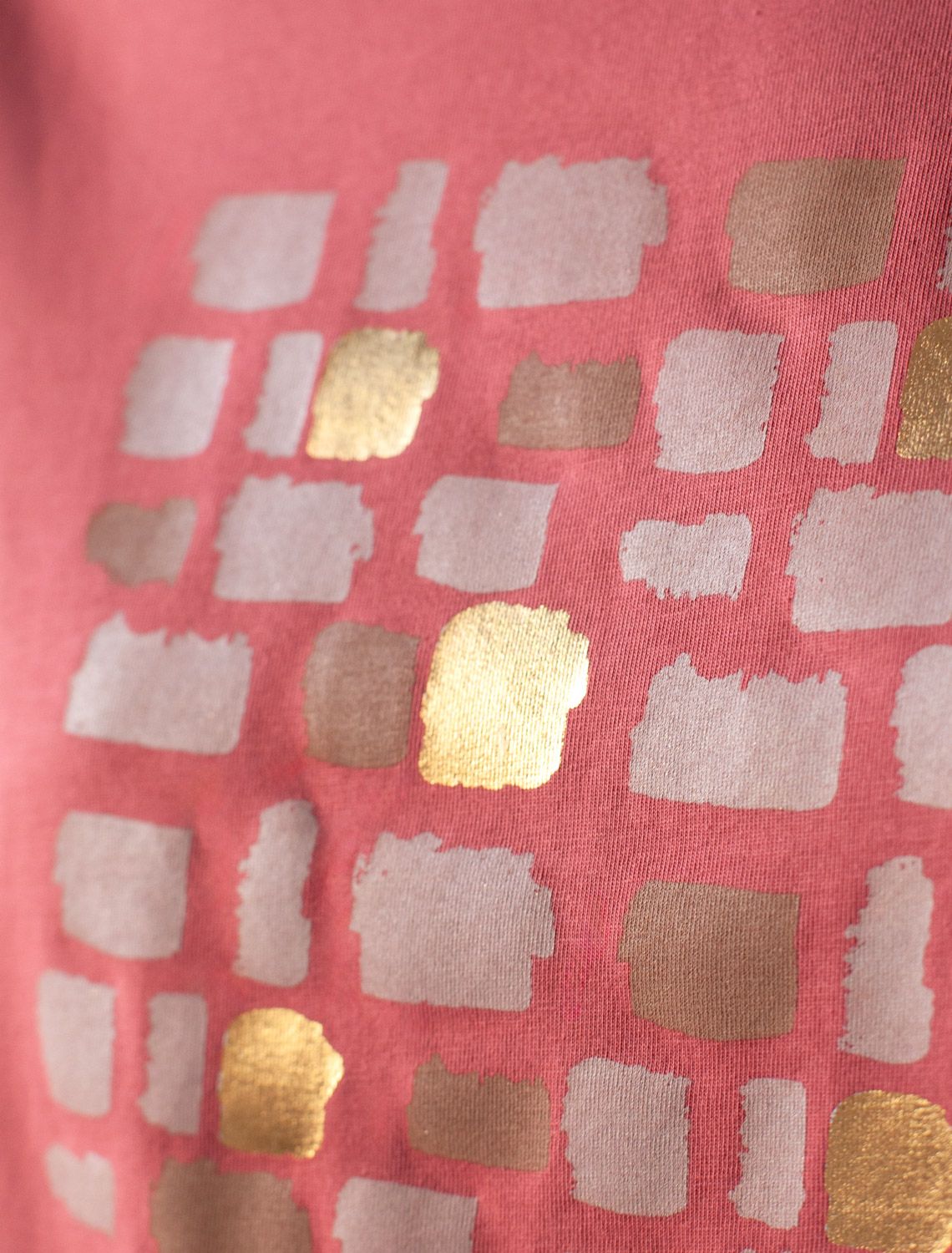 Свободная футболка с принтом из премиального хлопка с эластаном