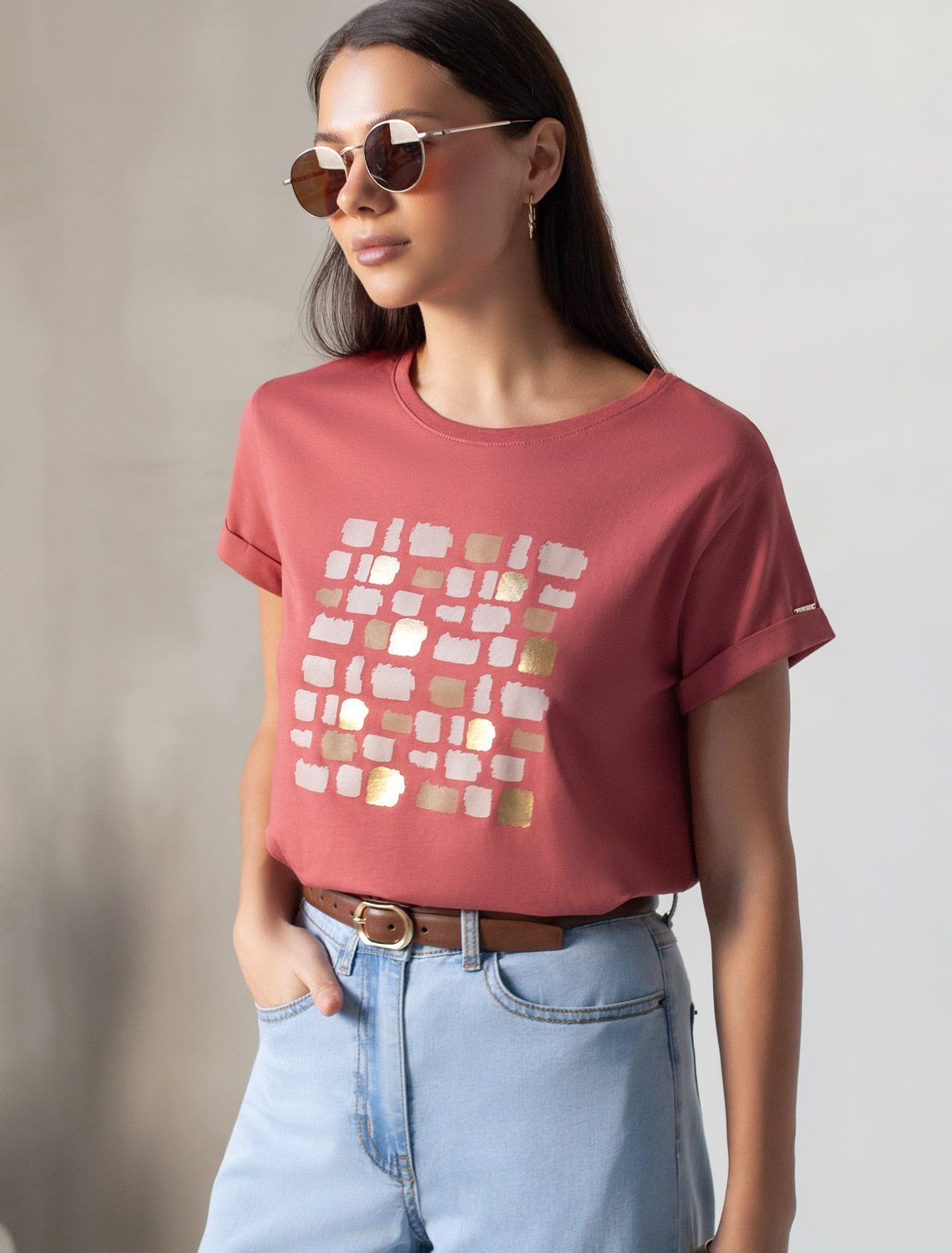 Свободная футболка с принтом из премиального хлопка с эластаном