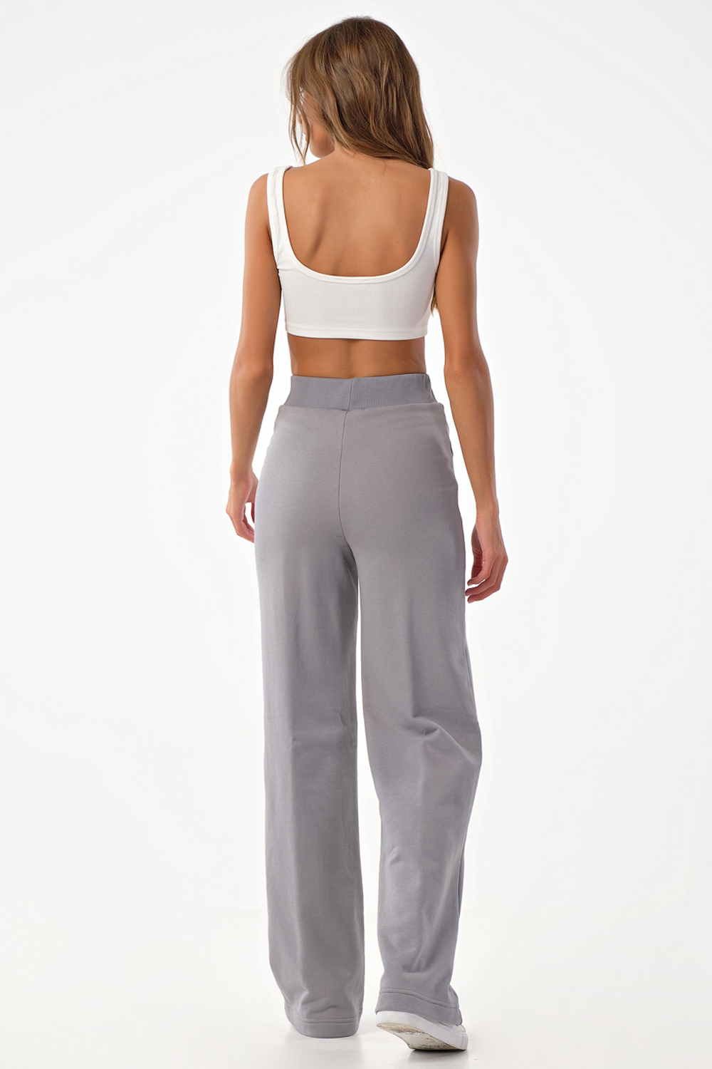 ст. цена4015руб.! Костюм спортивный трикотажный с широкими брюками из футера серый