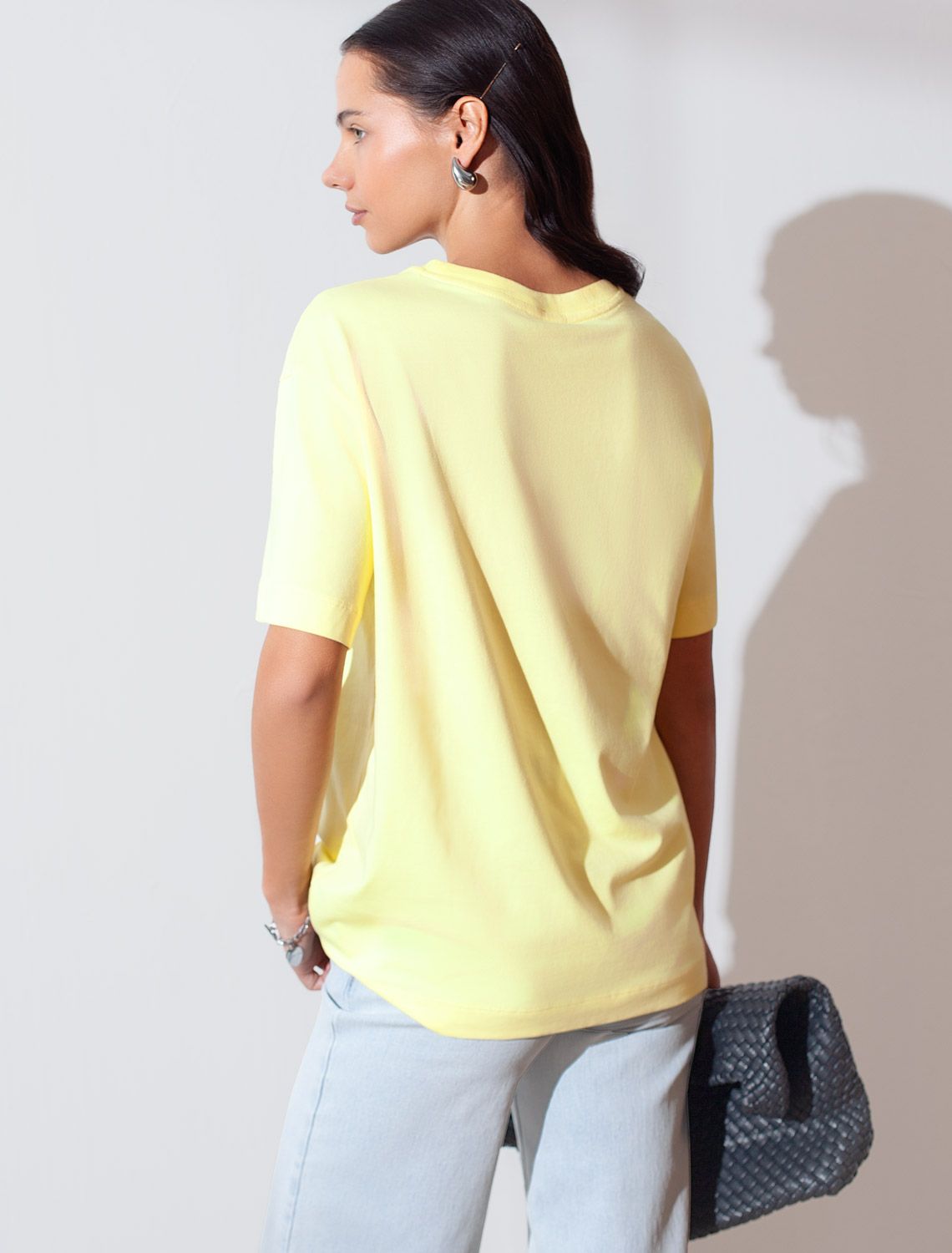 Свободная футболка с принтом из премиального хлопка с эластаном D49.145 лимонный_vilatte