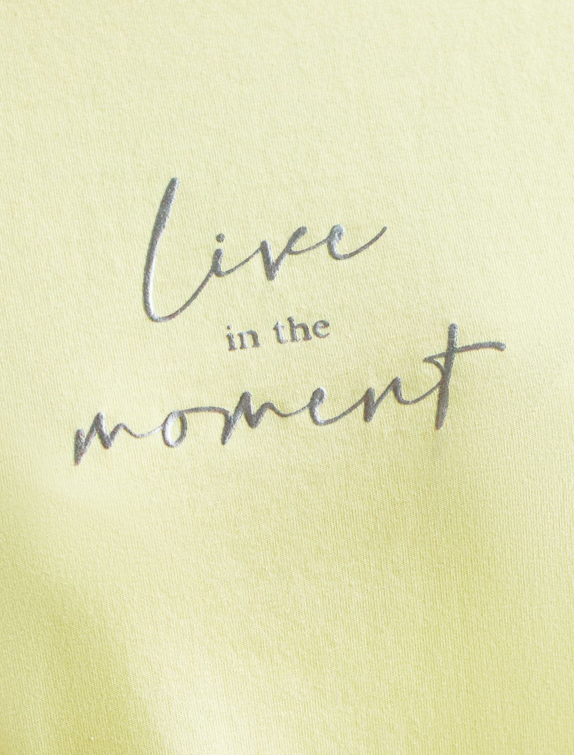 Свободная футболка с принтом из премиального хлопка с эластаном D49.146 лимонный_moment