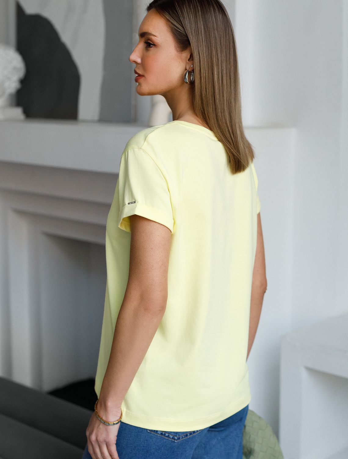 Свободная футболка с принтом из премиального хлопка с эластаном D49.146 лимонный_moment