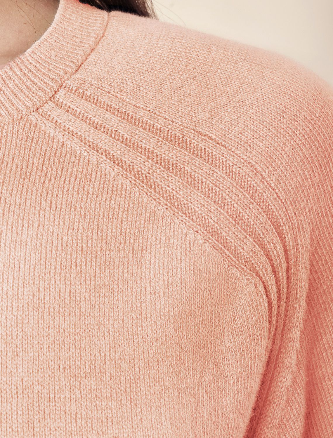 Ст.цена 2150р Джемпер тонкой вязки из хлопка с кашемиром D39.350 персиковый