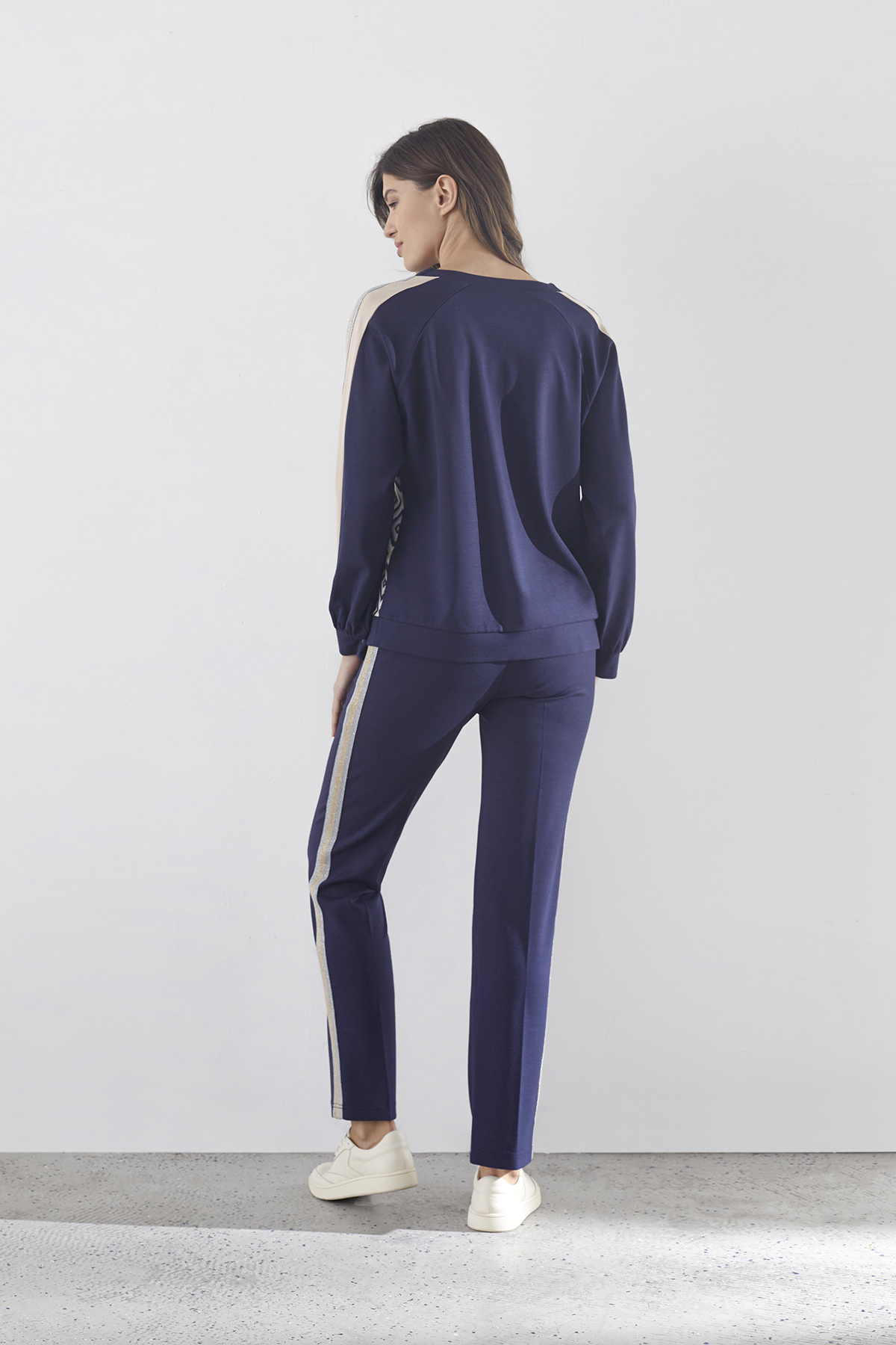 ОБЫЧНАЯ ЦЕНА 6790руб. 30502-3 Джемпер женский WINTER 2023-2024 (30502-3)