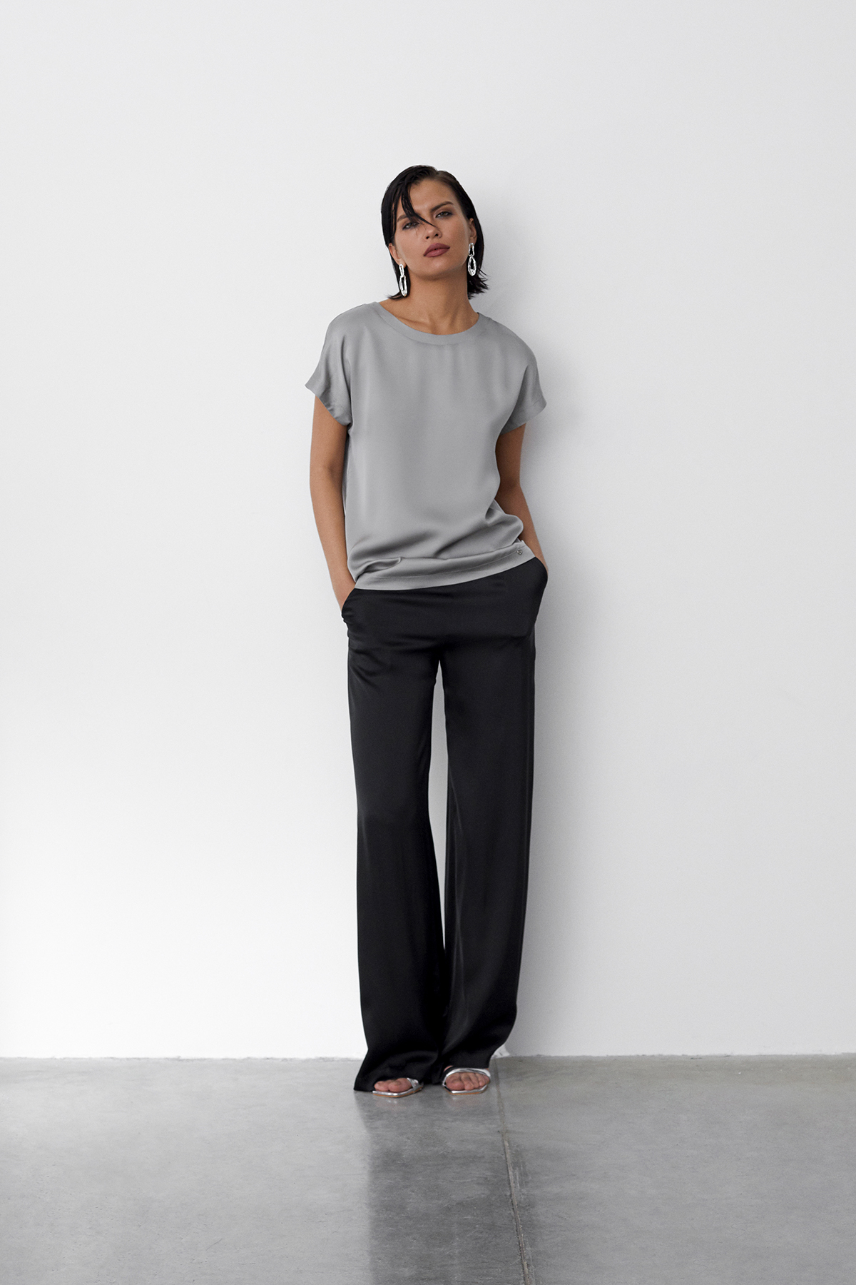 ОБЫЧНАЯ ЦЕНА 3050руб. 61830-2 Топ женский - WINTER 2023-2024 (61830-2)