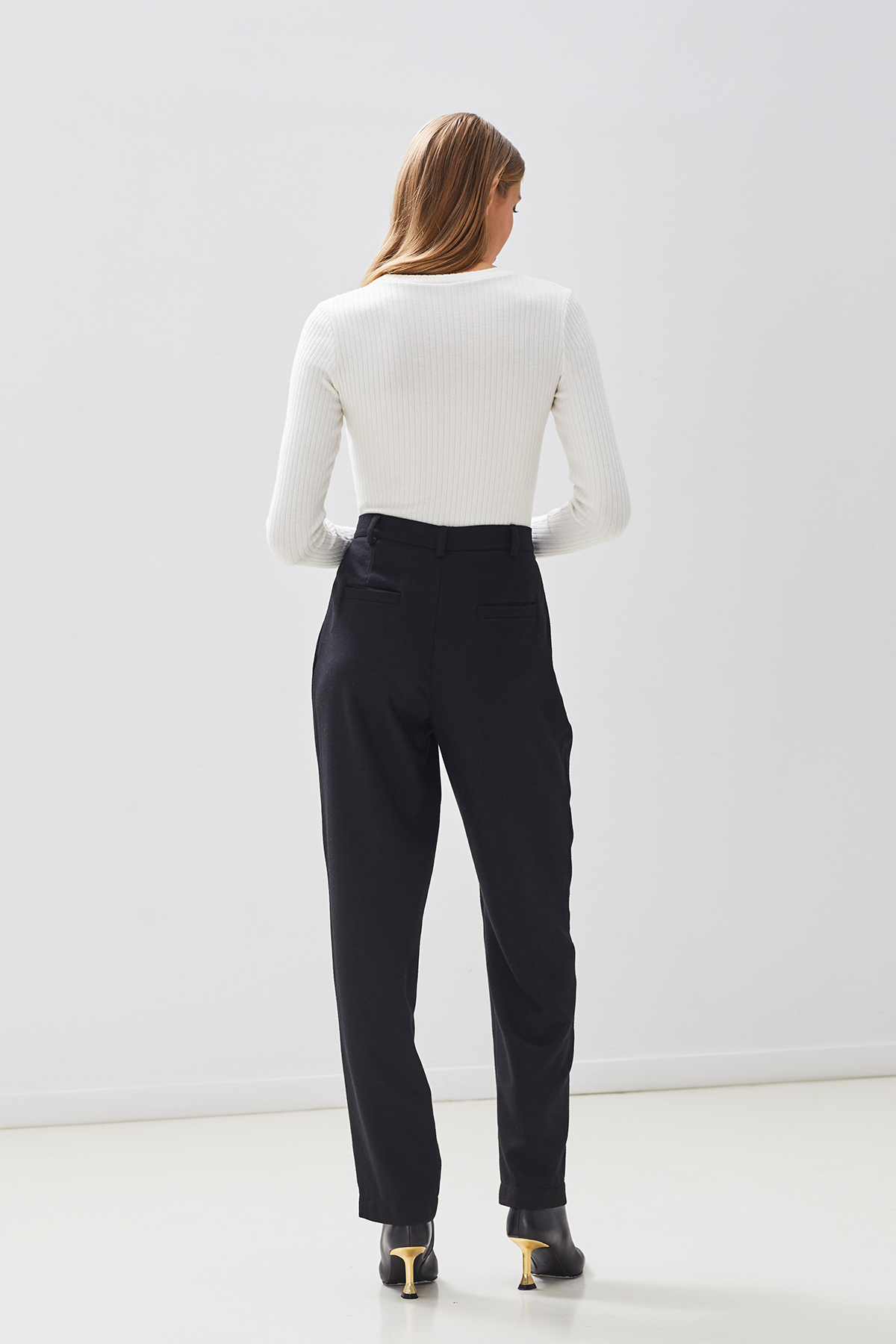 ОБЫЧНАЯ ЦЕНА 2390руб. 51991-2 Лонгслив женский - WINTER 2021-2022 (51991-2)