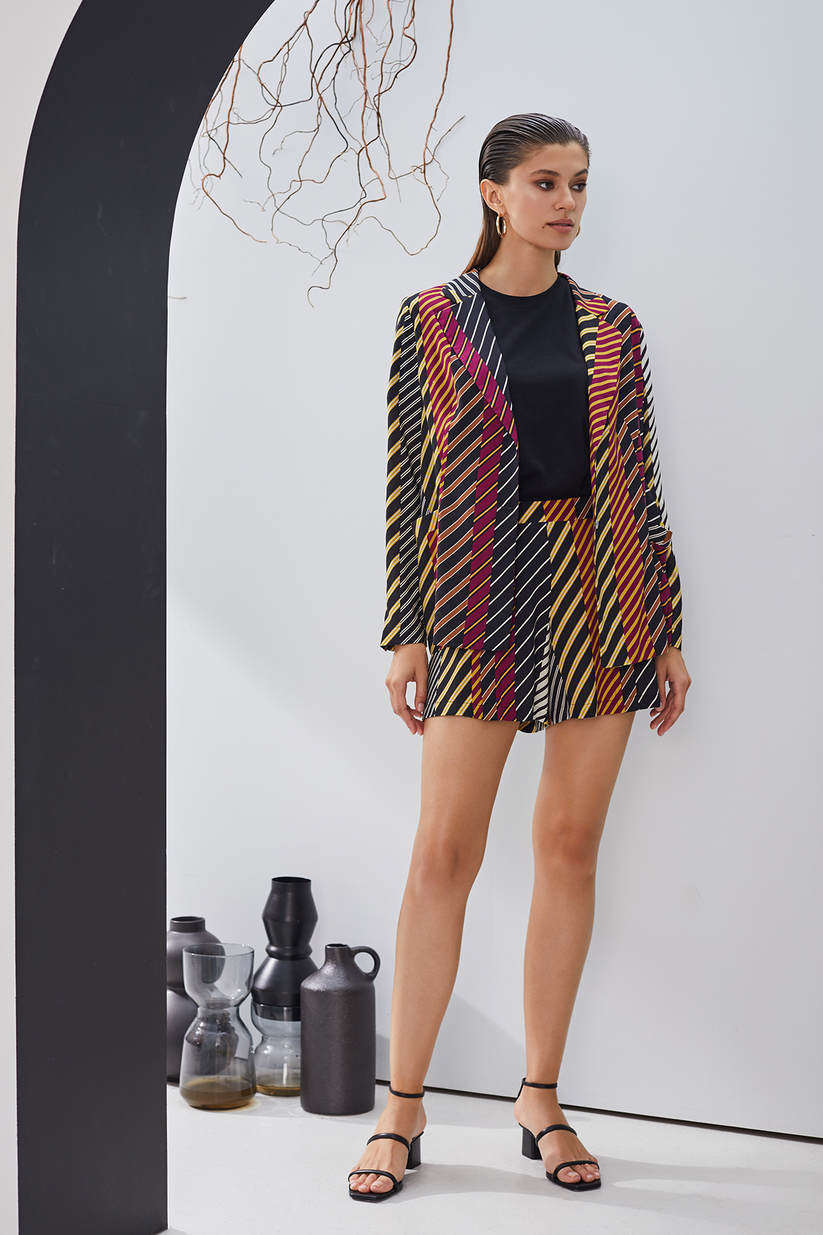 ОБЫЧНАЯ ЦЕНА 3670руб. 61719-1 Блейзер женский - SUMMER 2021 (61719-1)