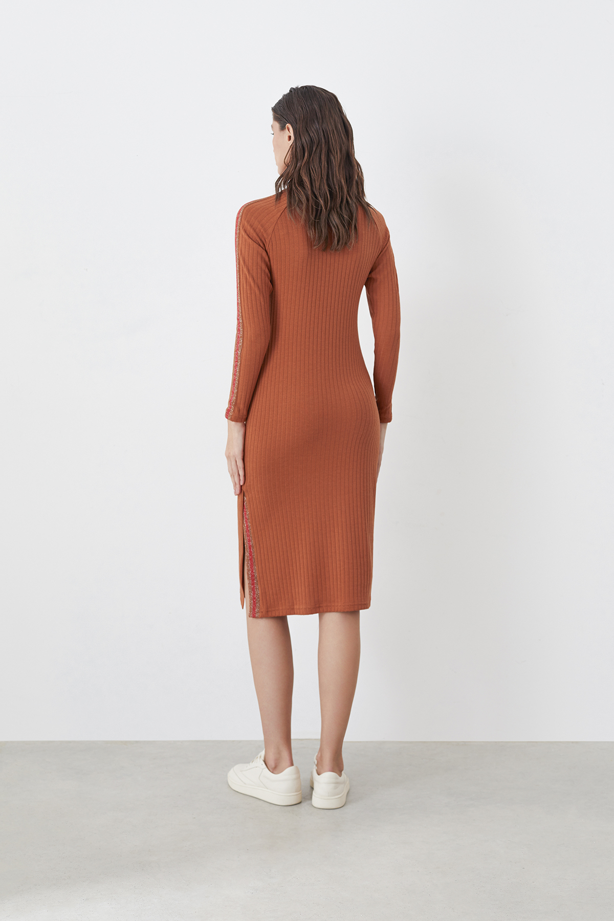 ОБЫЧНАЯ ЦЕНА 5300руб. 30496-1 Платье женское - WINTER 2023-2024 (30496-1)