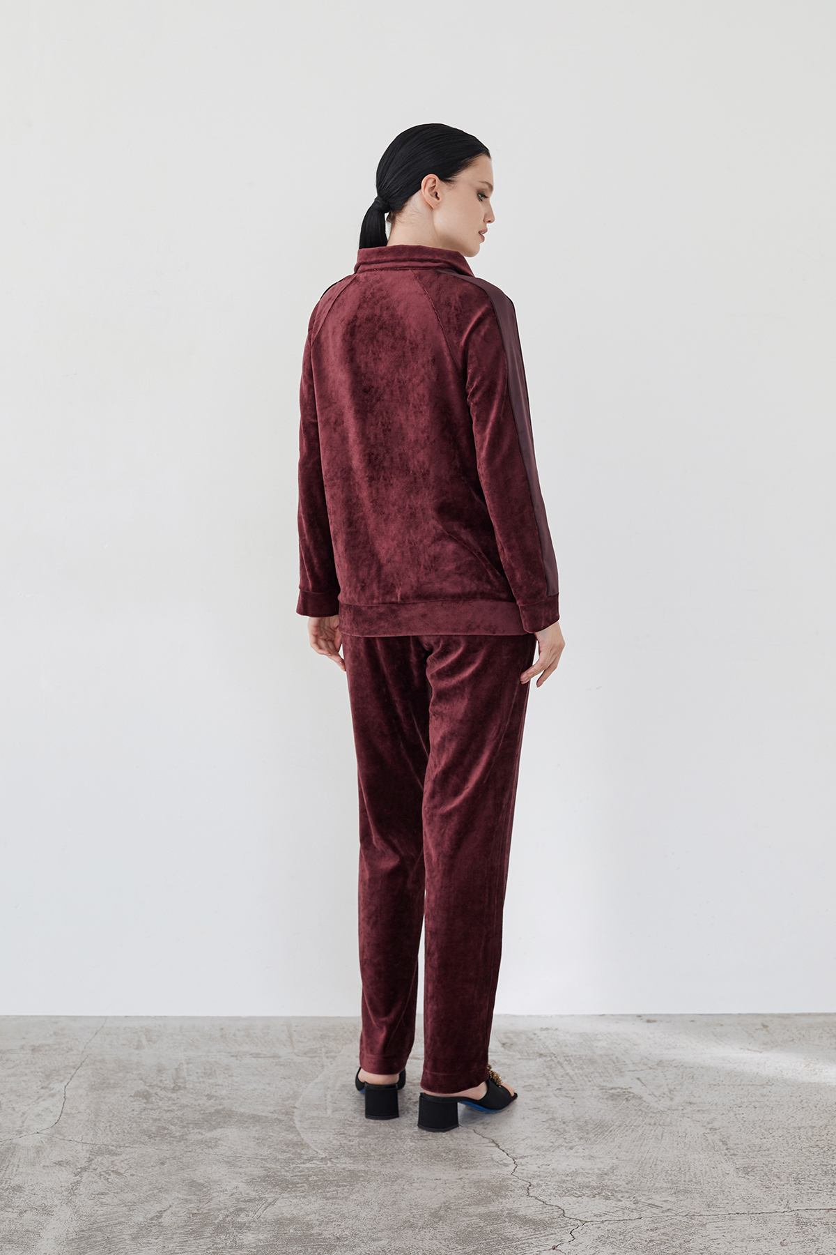 ОБЫЧНАЯ ЦЕНА 8660руб. 20466-3 Костюм женский - WINTER 2023-2024 (20466-3)