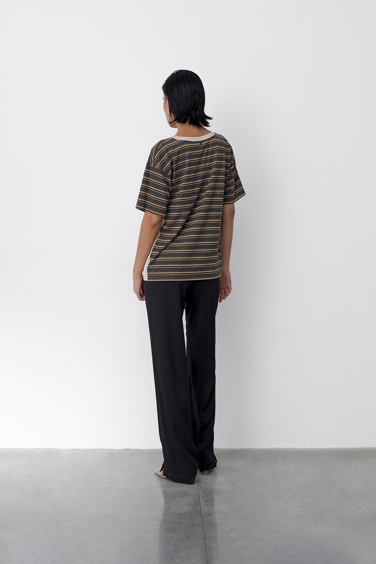 ОБЫЧНАЯ ЦЕНА 3420руб. 56497-1 Топ женский - WINTER 2023-2024 (56497-1)