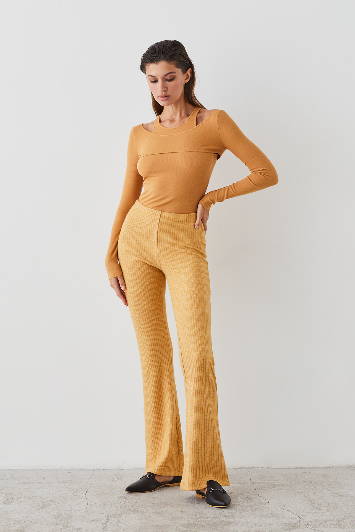 ОБЫЧНАЯ ЦЕНА 2200руб. 61877-2 Топ женский - LAETE (61877-2)