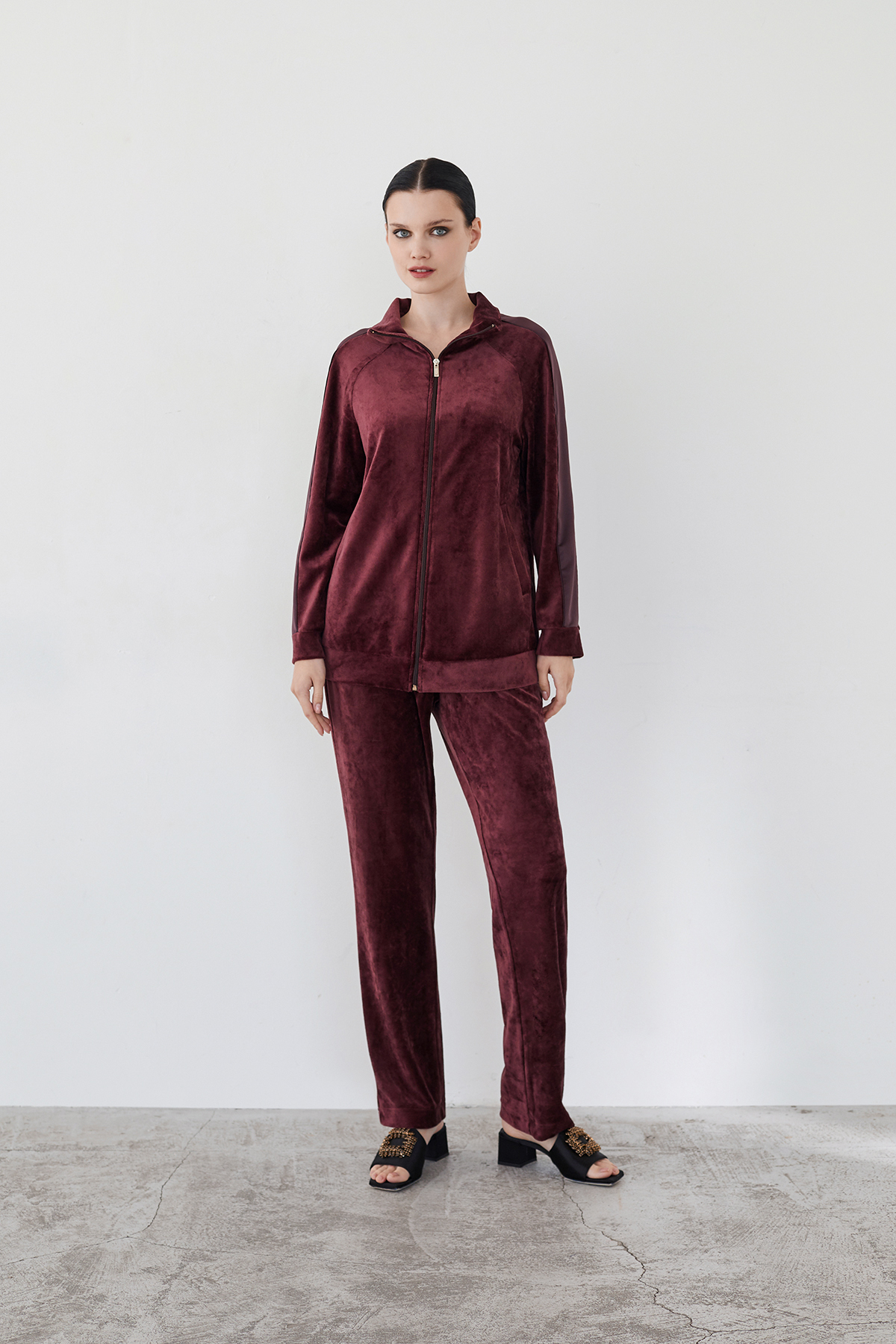 ОБЫЧНАЯ ЦЕНА 8660руб. 20466-3 Костюм женский - WINTER 2023-2024 (20466-3)