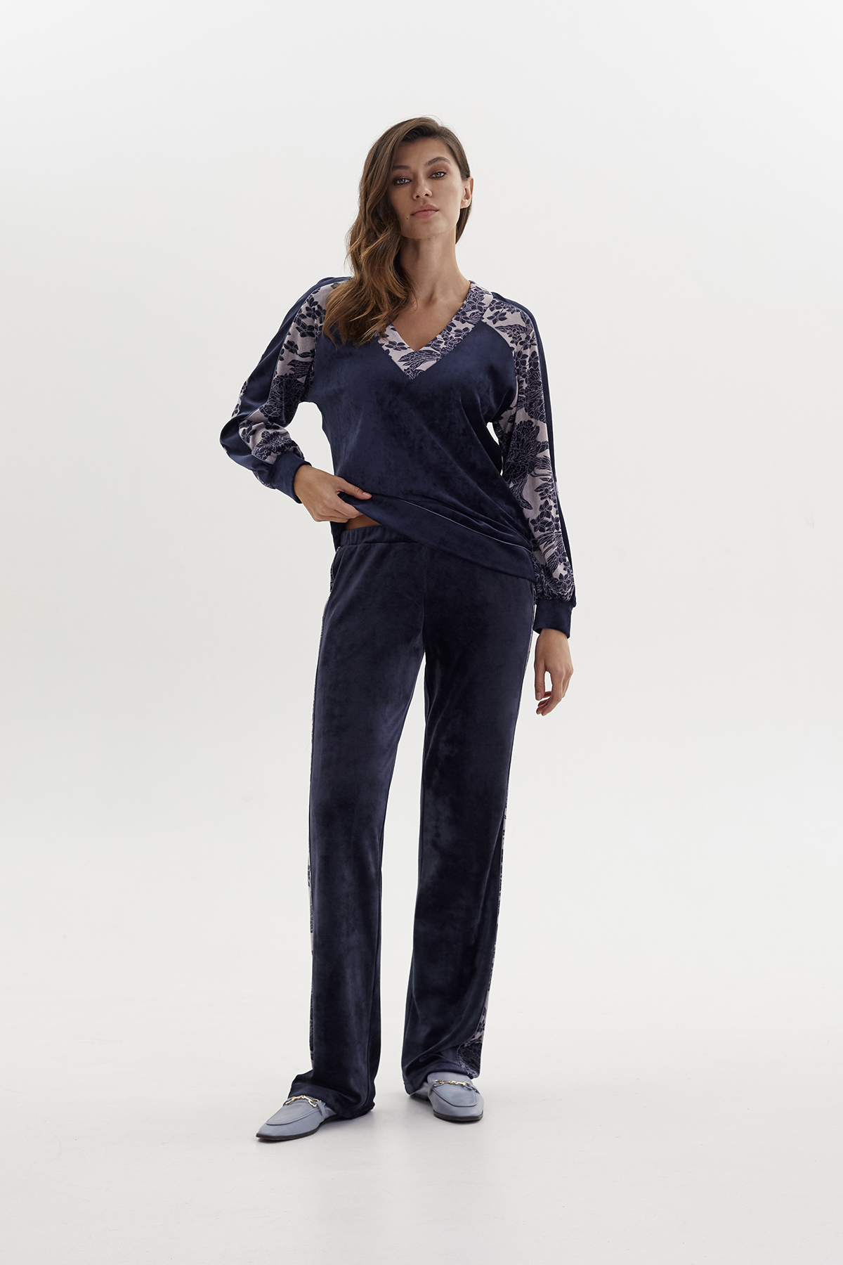 ОБЫЧНАЯ ЦЕНА 8700руб. 23317 Костюм женский - WINTER 2023-2024 (23317)