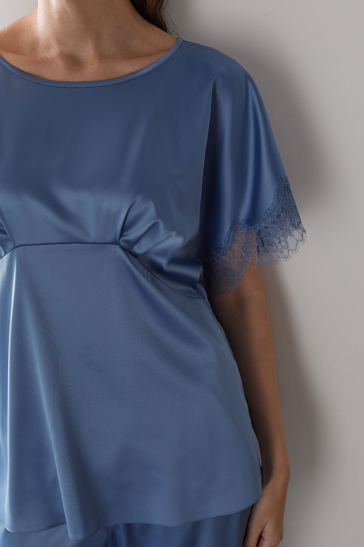 ОБЫЧНАЯ ЦЕНА 8440руб. 60570-1 Пижама с брюками женская - SUMMER 2023 (60570-1)