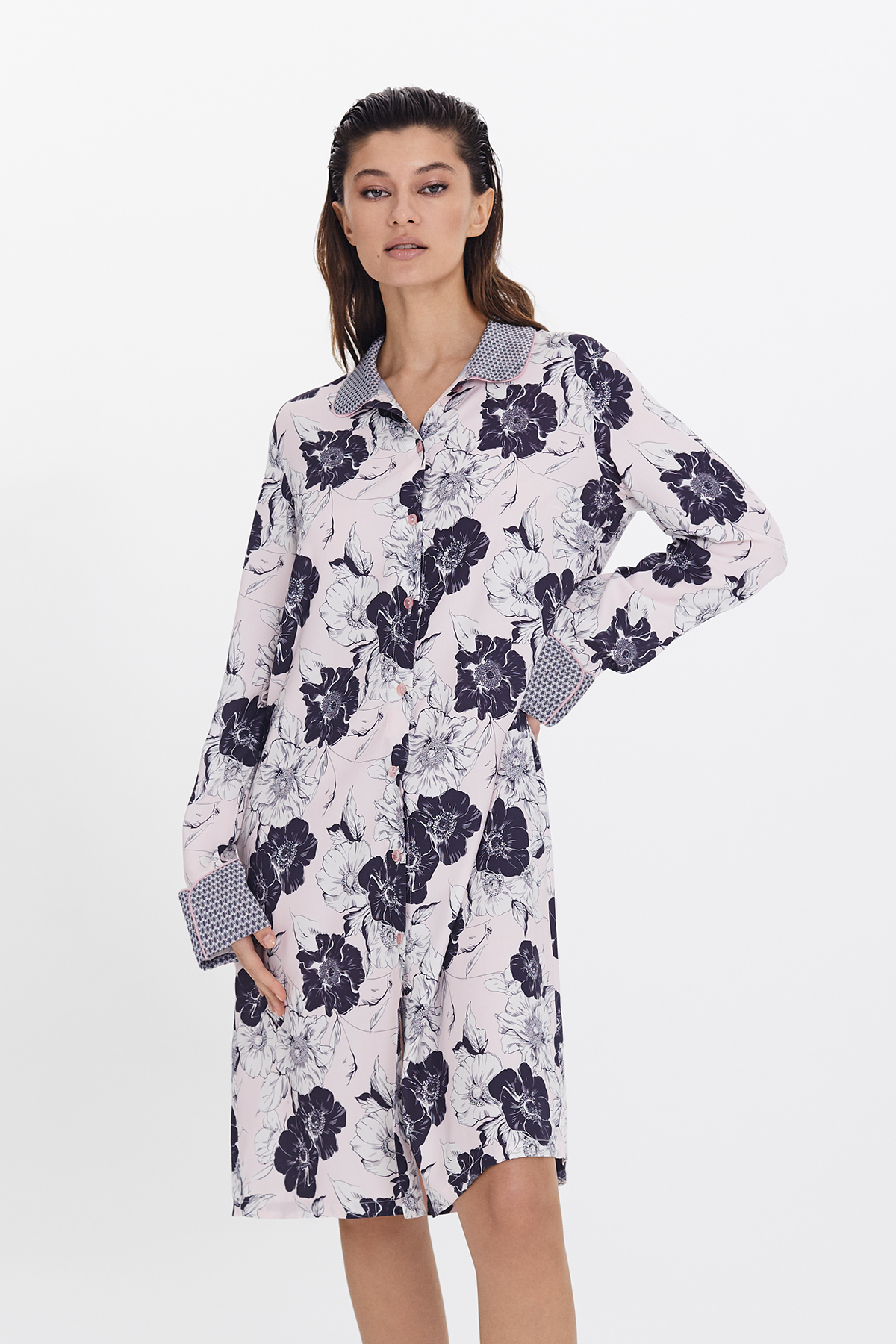 ОБЫЧНАЯ ЦЕНА 6050руб. 56488 Халат женский - SUMMER 2023 (56488)