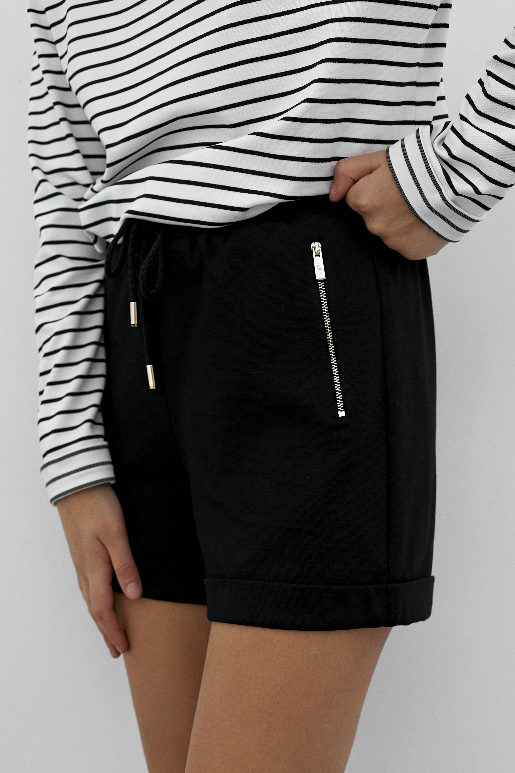 ОБЫЧНАЯ ЦЕНА 4900руб. 30542-2 Шорты женские - SUMMER 2024 (30542-2)