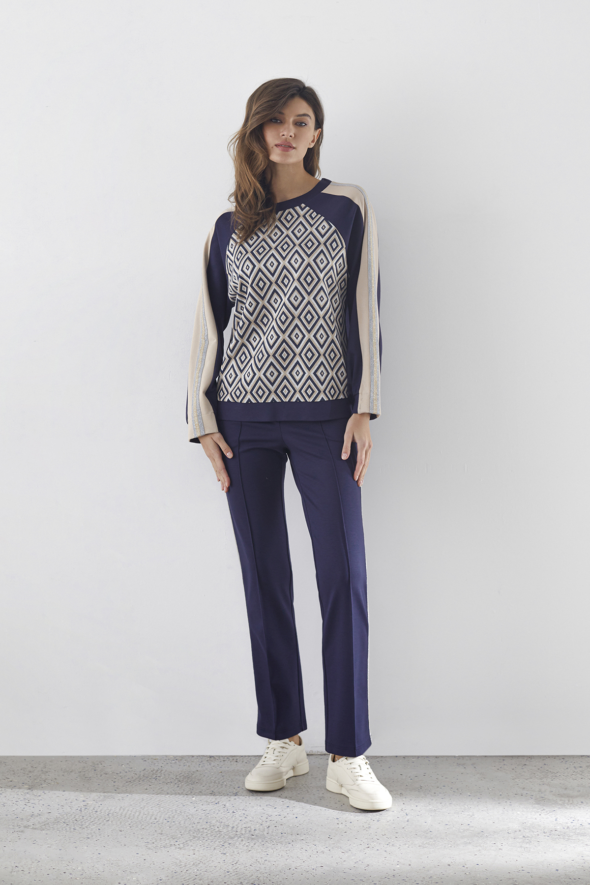 ОБЫЧНАЯ ЦЕНА 6790руб. 30502-3 Джемпер женский WINTER 2023-2024 (30502-3)