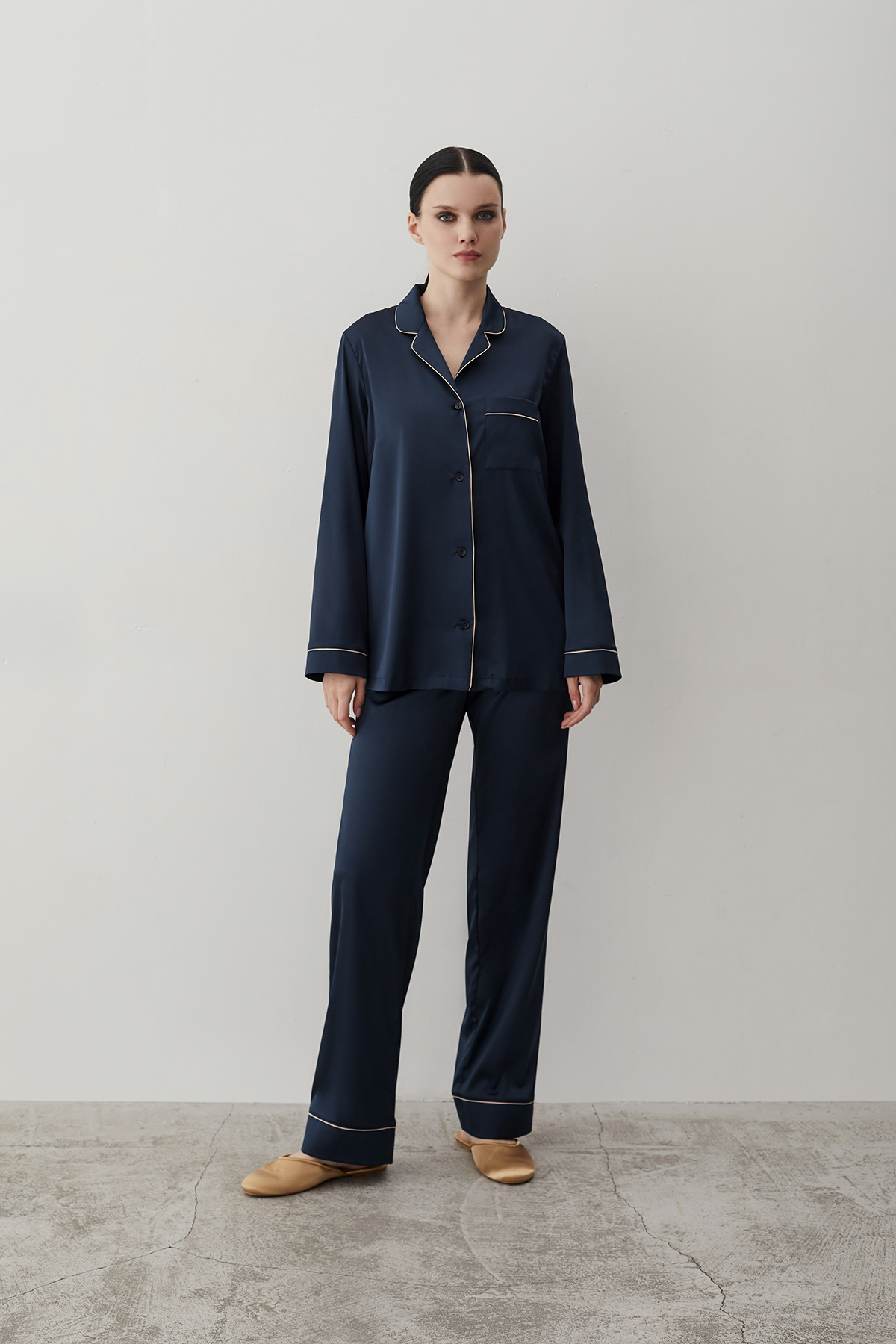 ОБЫЧНАЯ ЦЕНА 7590руб. 61889-3 Пижама с брюками женская - WINTER 2023-2024 (61889-3)