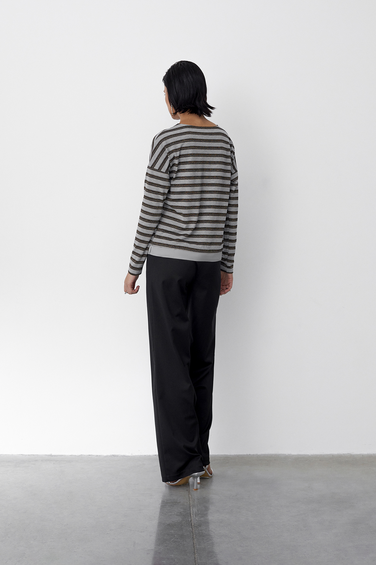 ОБЫЧНАЯ ЦЕНА 3720руб. 56498-2 Лонгслив женский WINTER 2023-2024 (56498-2)