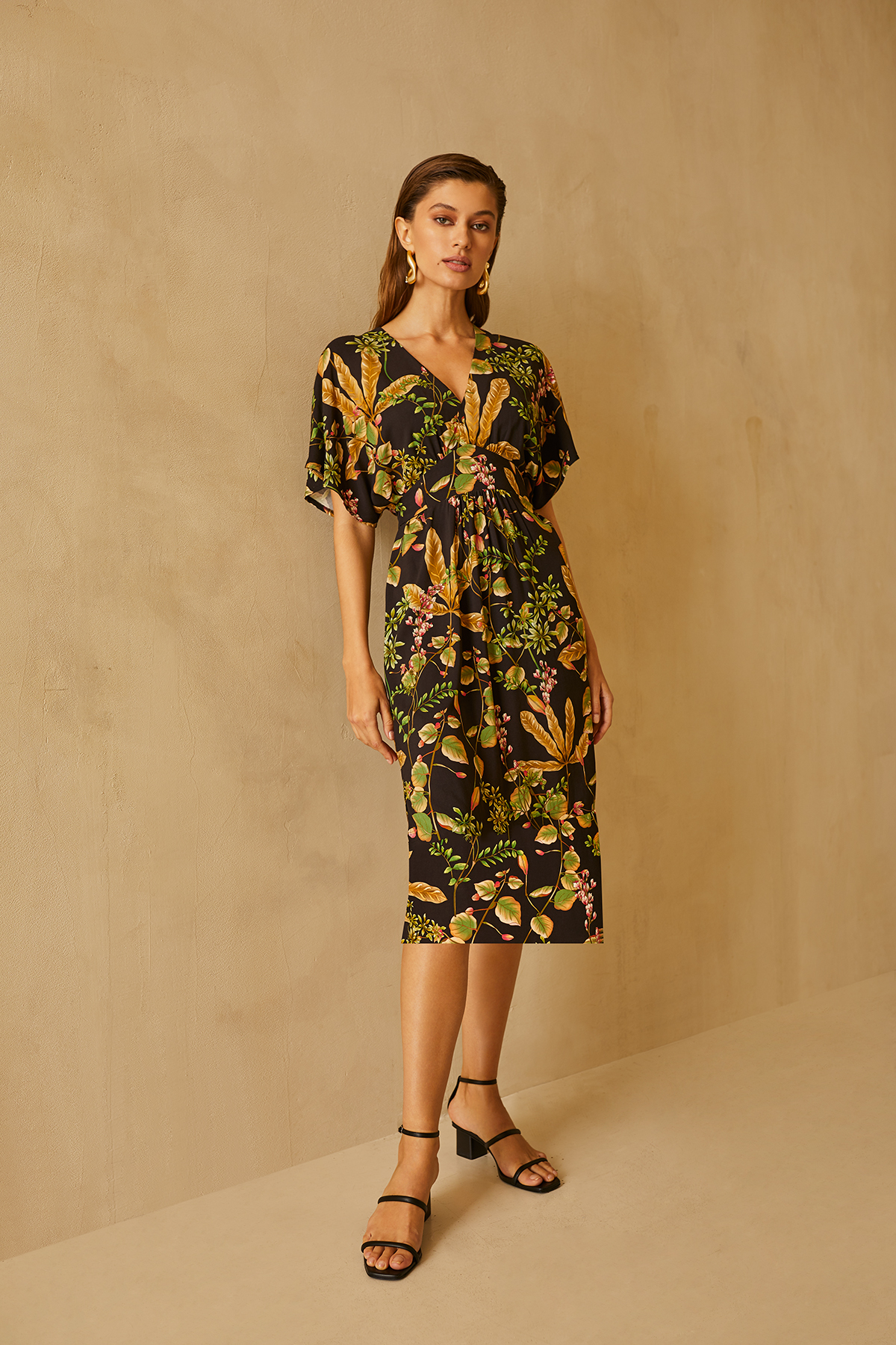 ОБЫЧНАЯ ЦЕНА 4820руб. 56483-1 Платье женское - SUMMER 2022 (56483-1)