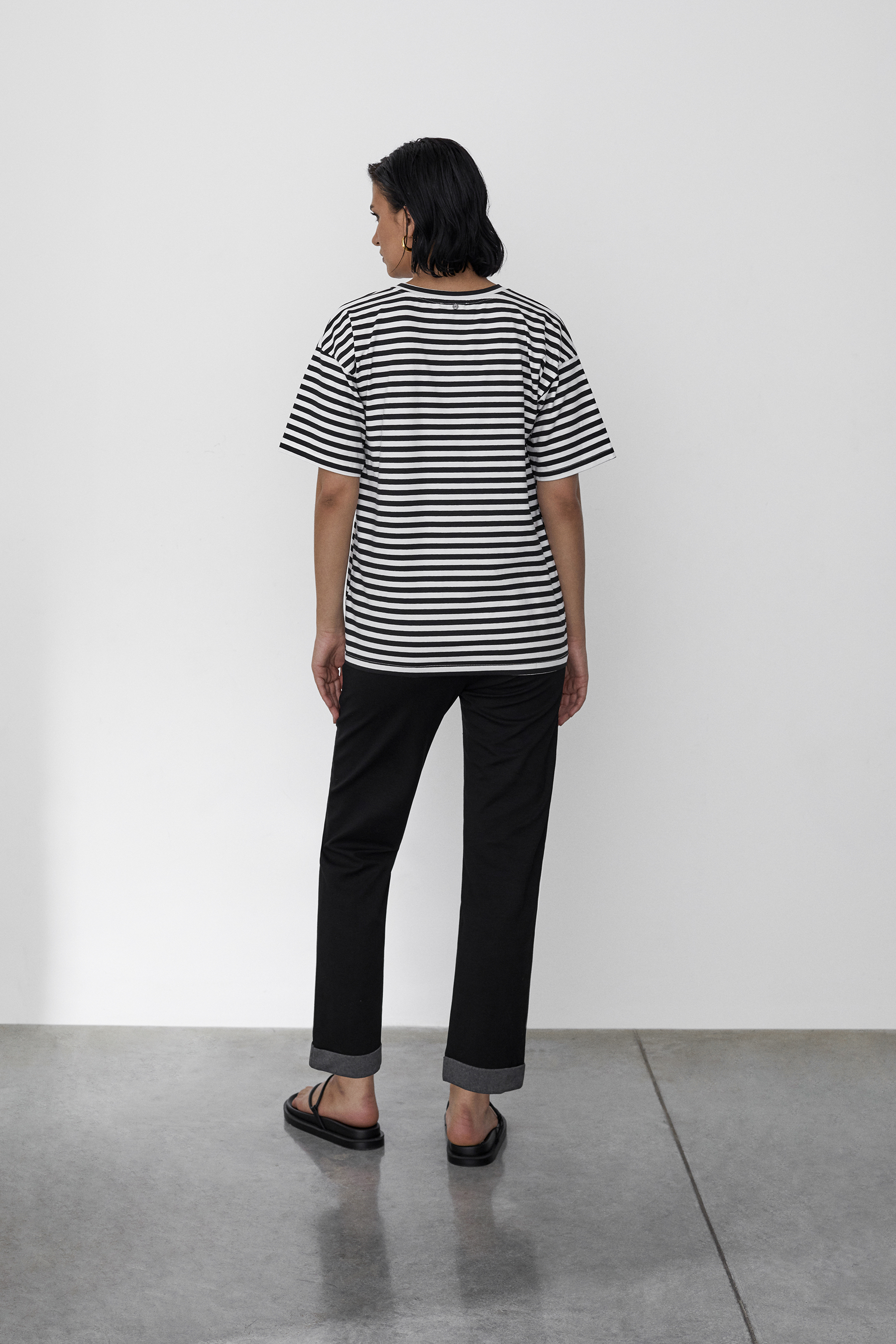 ОБЫЧНАЯ ЦЕНА 2450руб. 52125 Футболка женская - LAETE (52125)