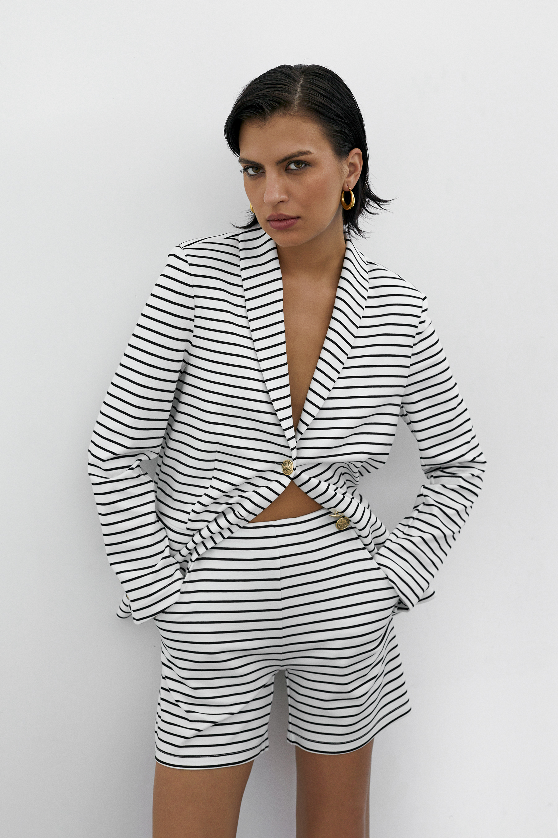 ОБЫЧНАЯ ЦЕНА 4260руб. 30541 Шорты женские - SUMMER 2024 (30541)