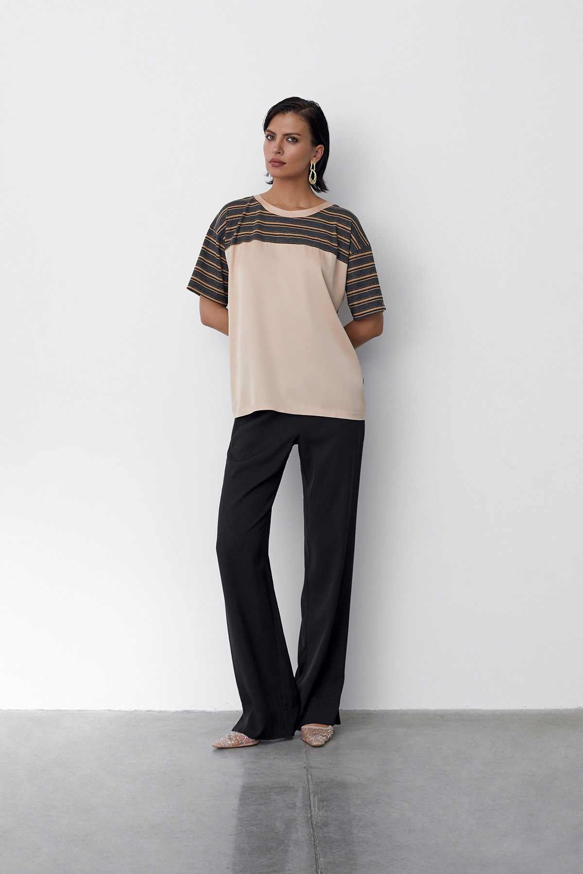 ОБЫЧНАЯ ЦЕНА 3420руб. 56497-1 Топ женский - WINTER 2023-2024 (56497-1)