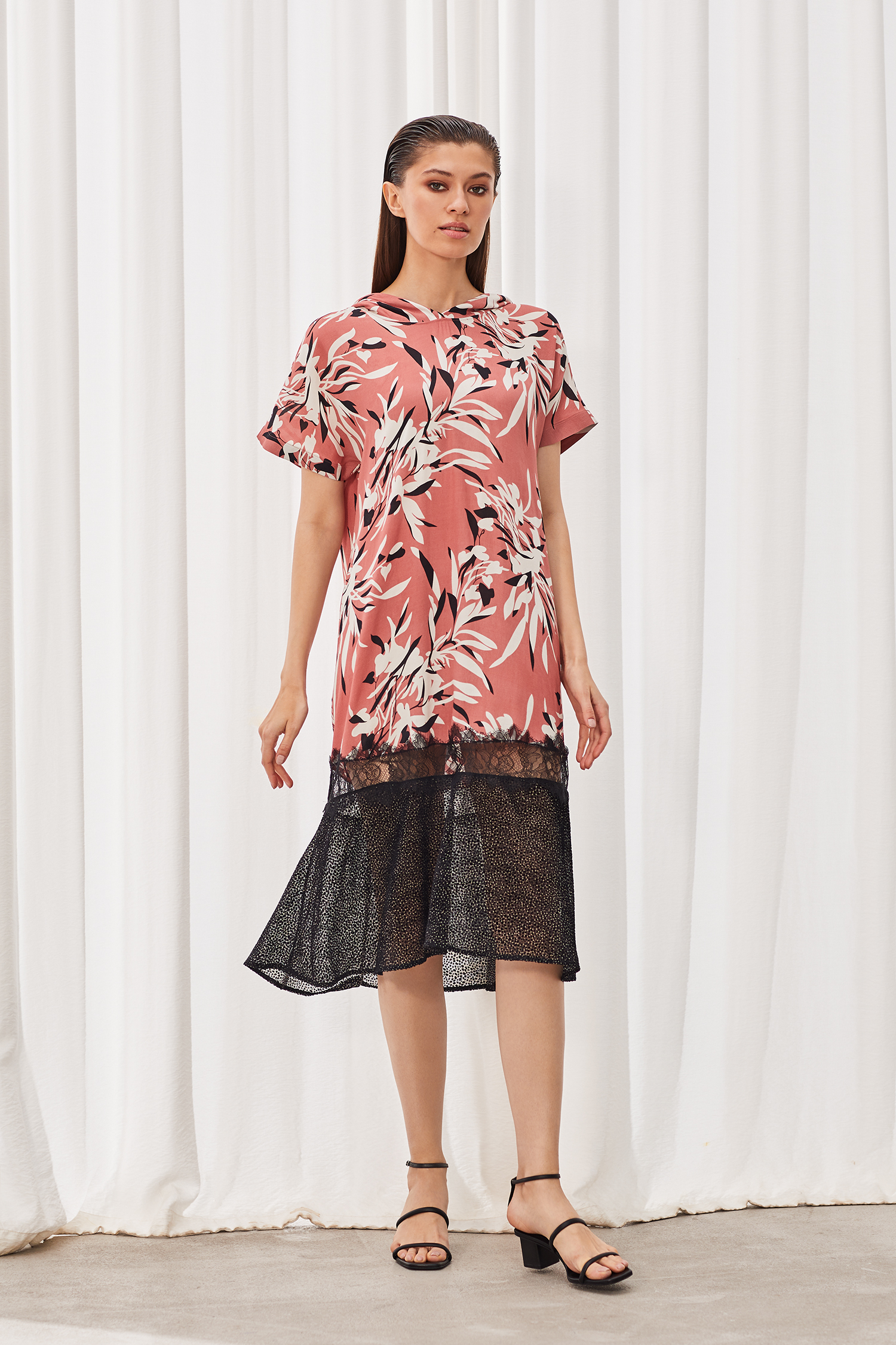 ОБЫЧНАЯ ЦЕНА 4150руб. 61693-2 Платье женское - SUMMER 2021 (61693-2)