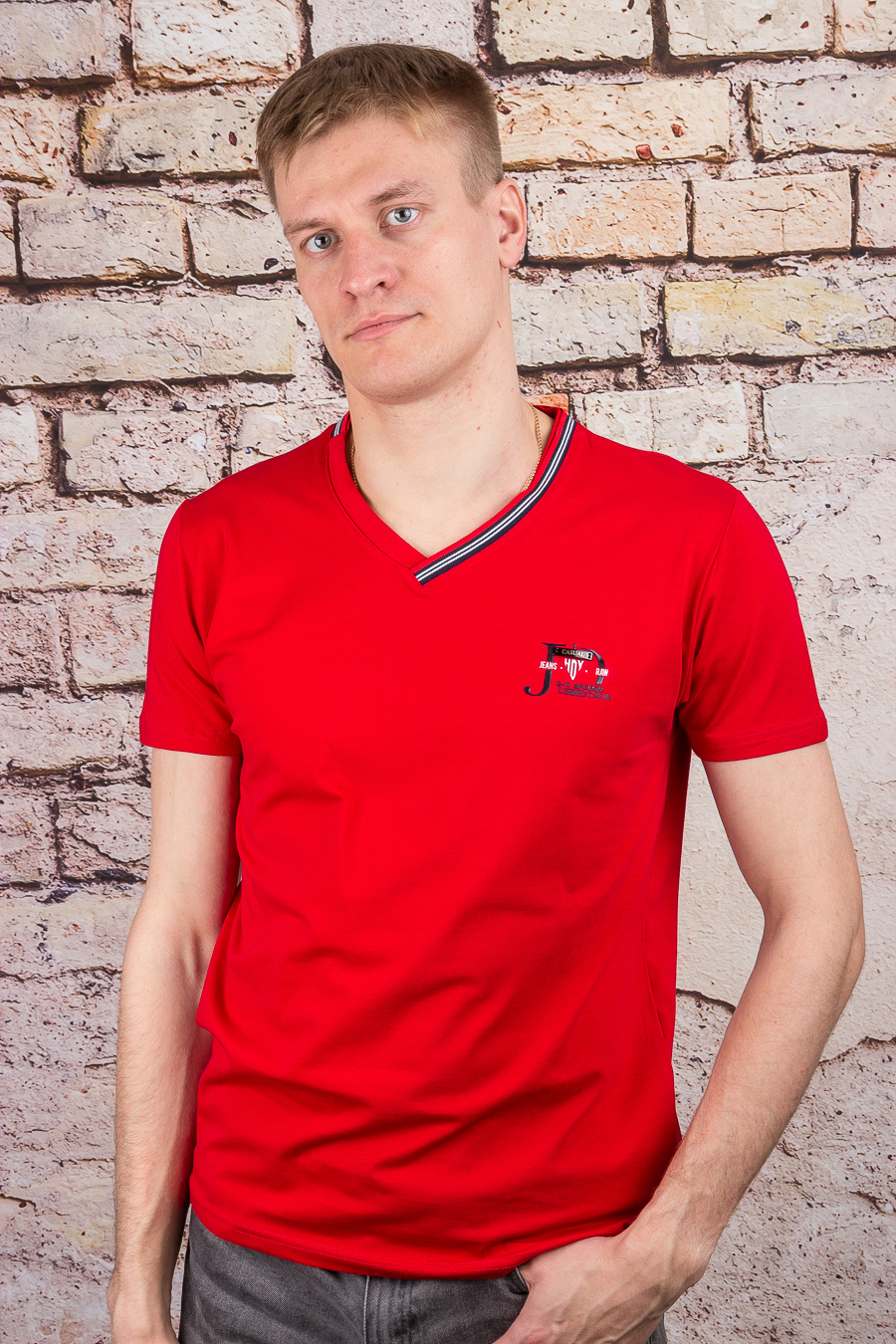 Футболка 20108 красный TOMNIXX