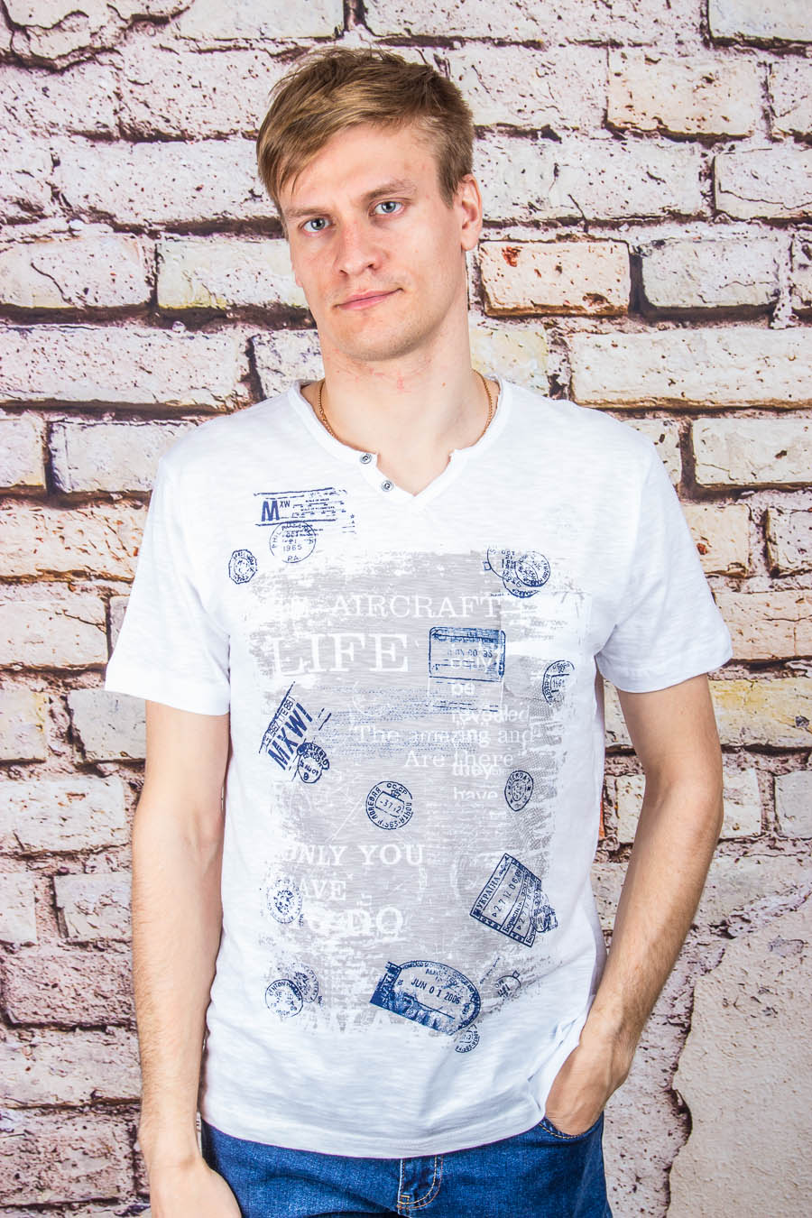 Футболка 8926 белый MAX WAY