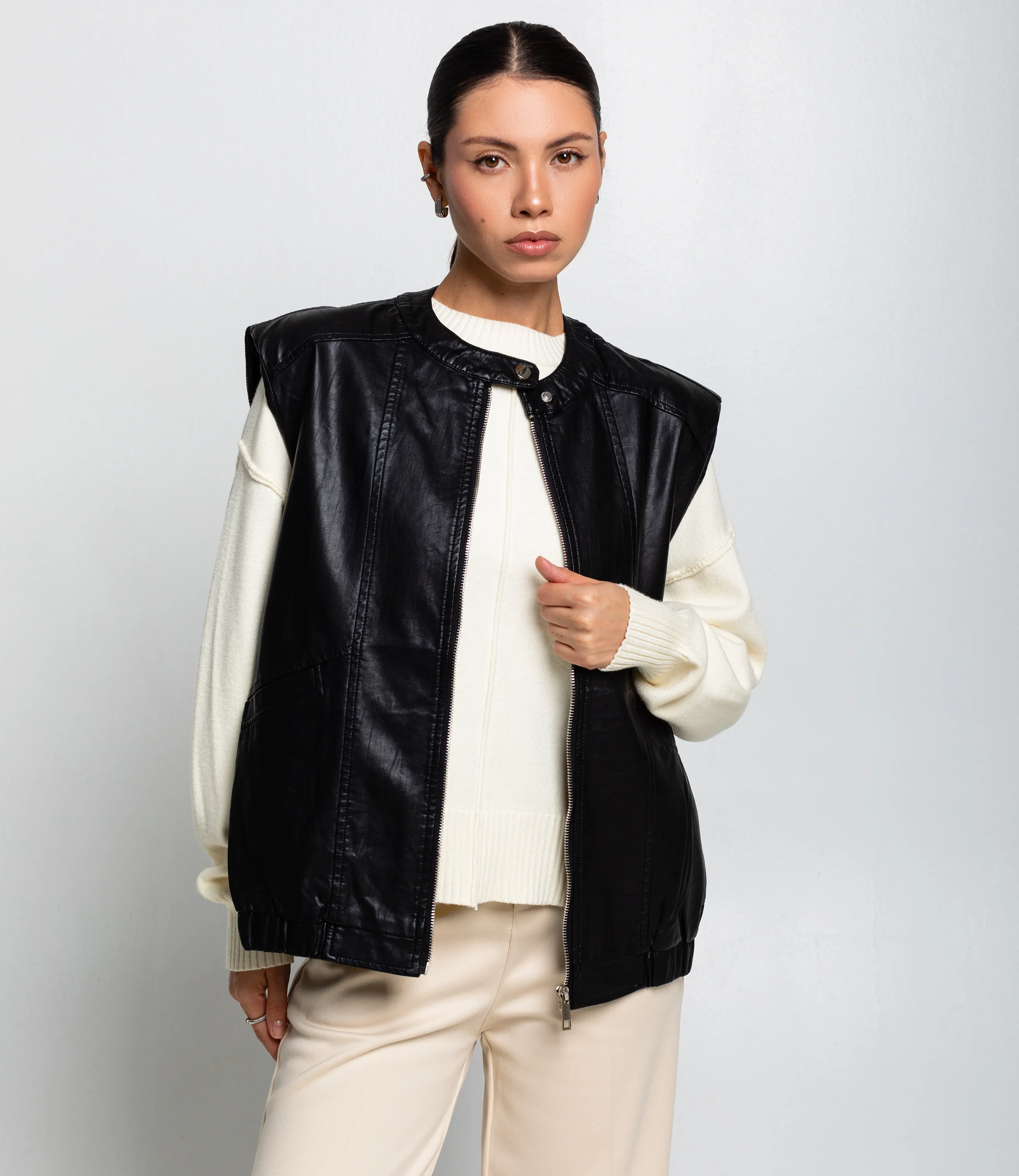 Жилет #КТ2431, чёрный