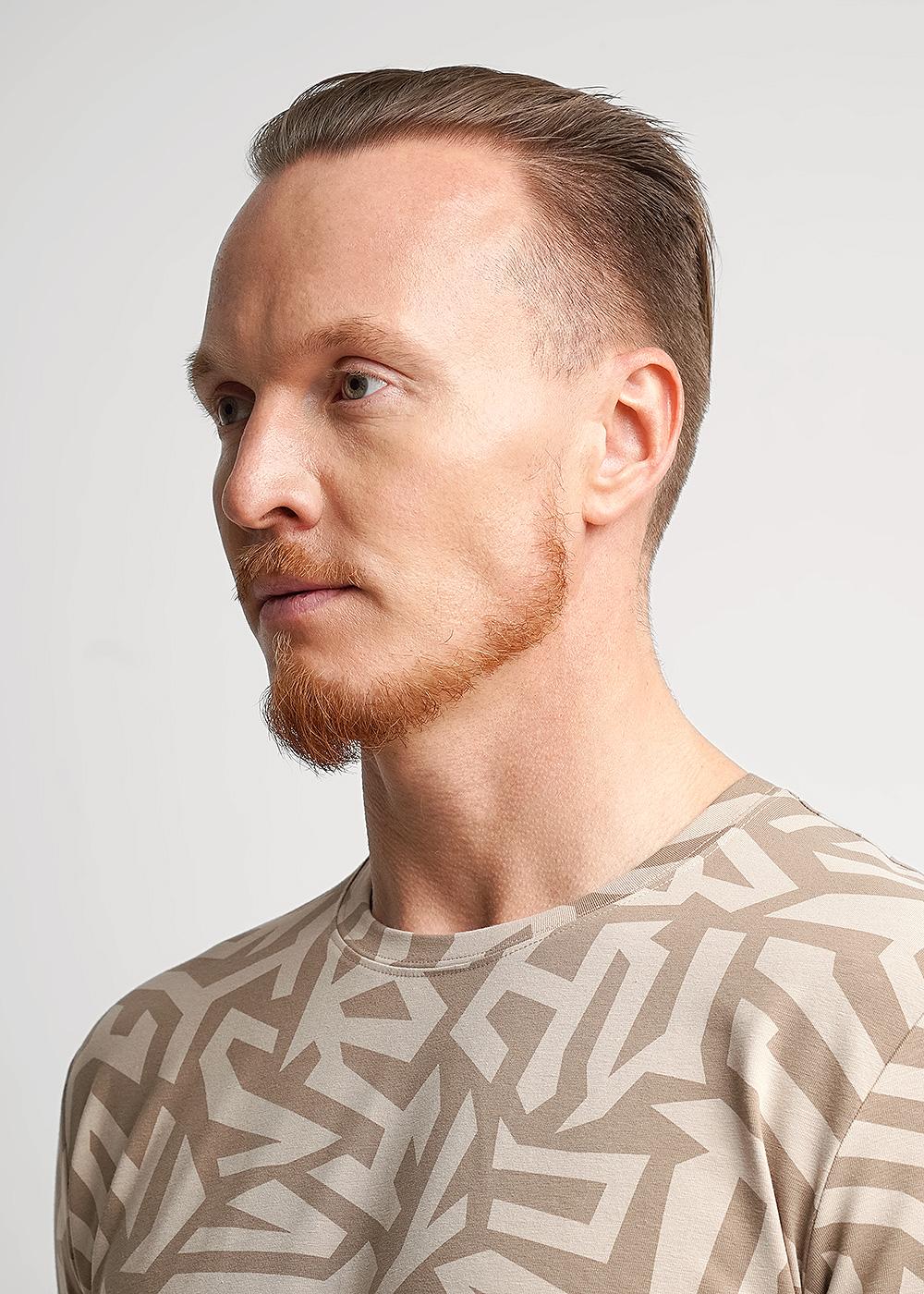 CLE 561982/03гн Футболка мужская 561982/03гн бежевый/т.бежевый