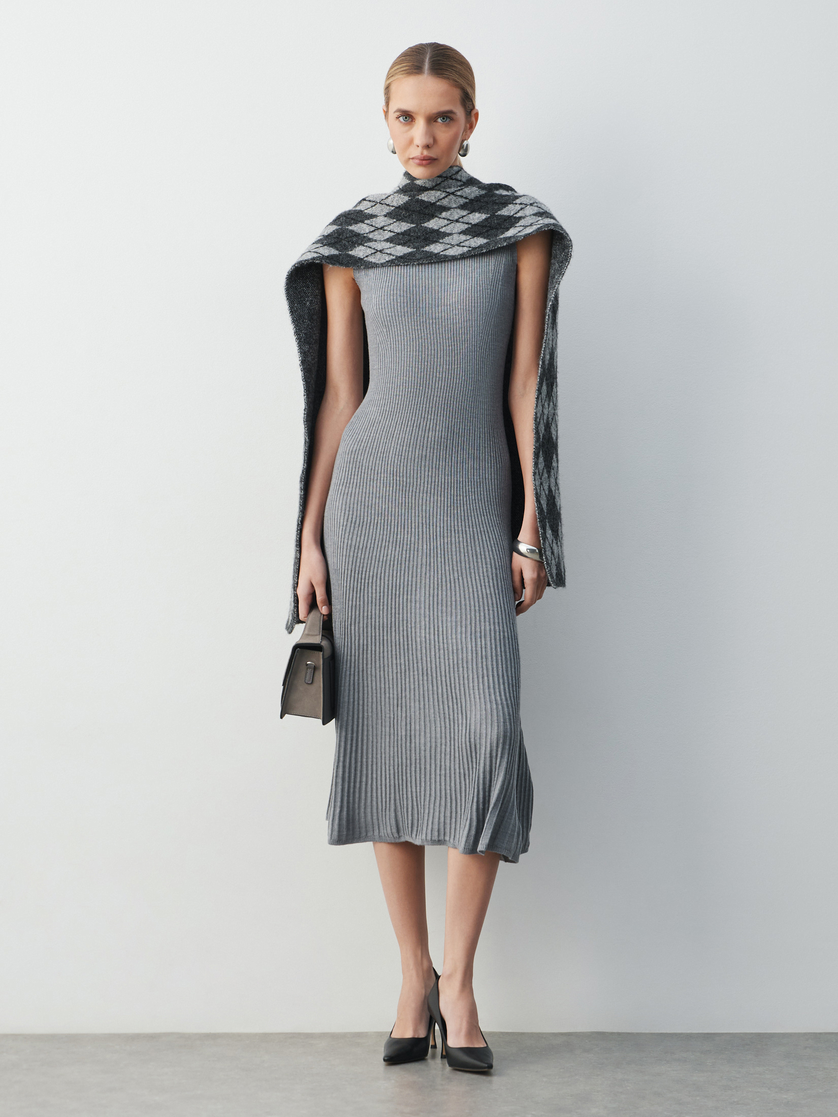 Женское платье MAISON DAVID 4618241, серый