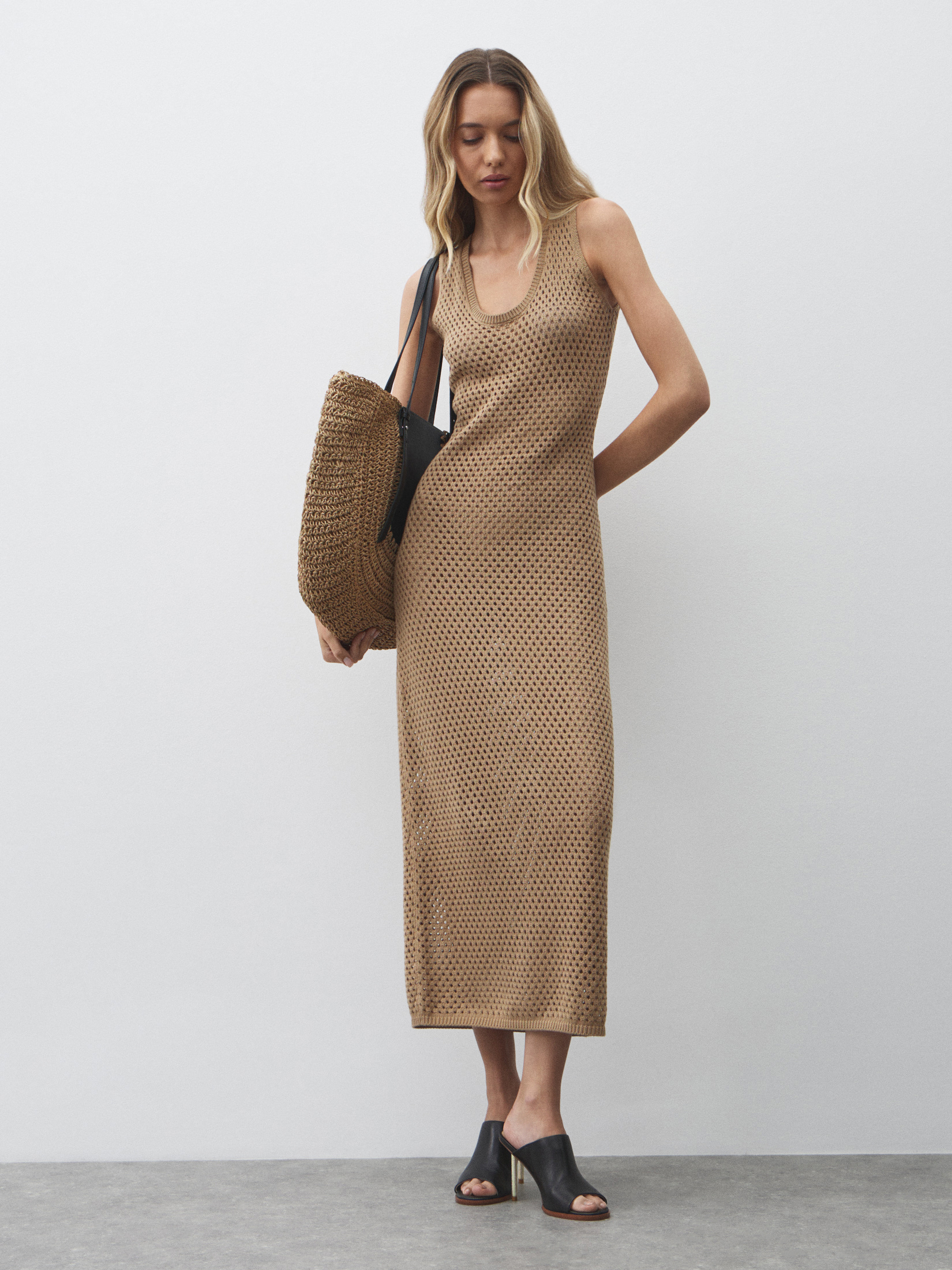 Женское платье кроше MAISON DAVID 4602064, коричнево-бежевый