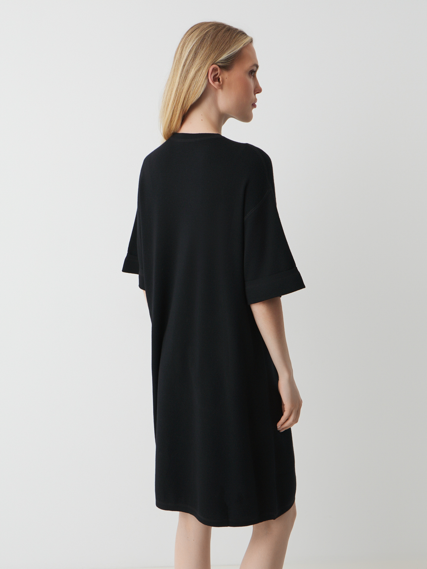 Женское платье MAISON DAVID 4556114, черный