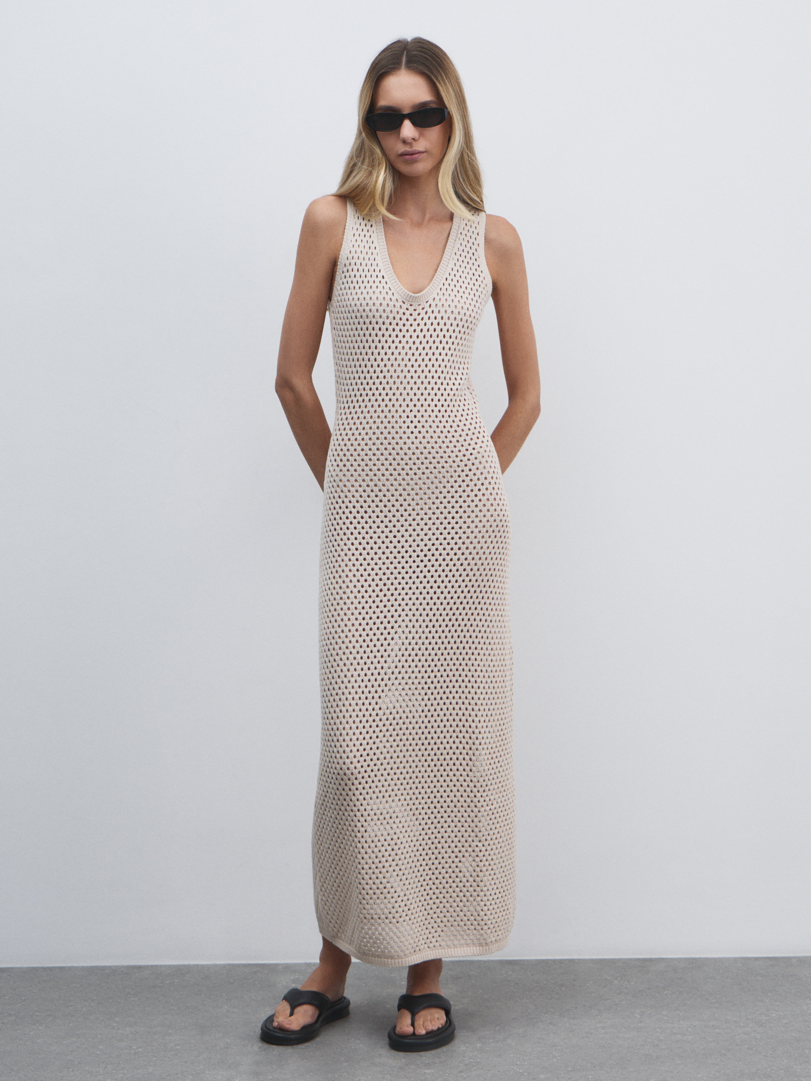 Женское платье кроше MAISON DAVID 4602074, серовато-бежевый