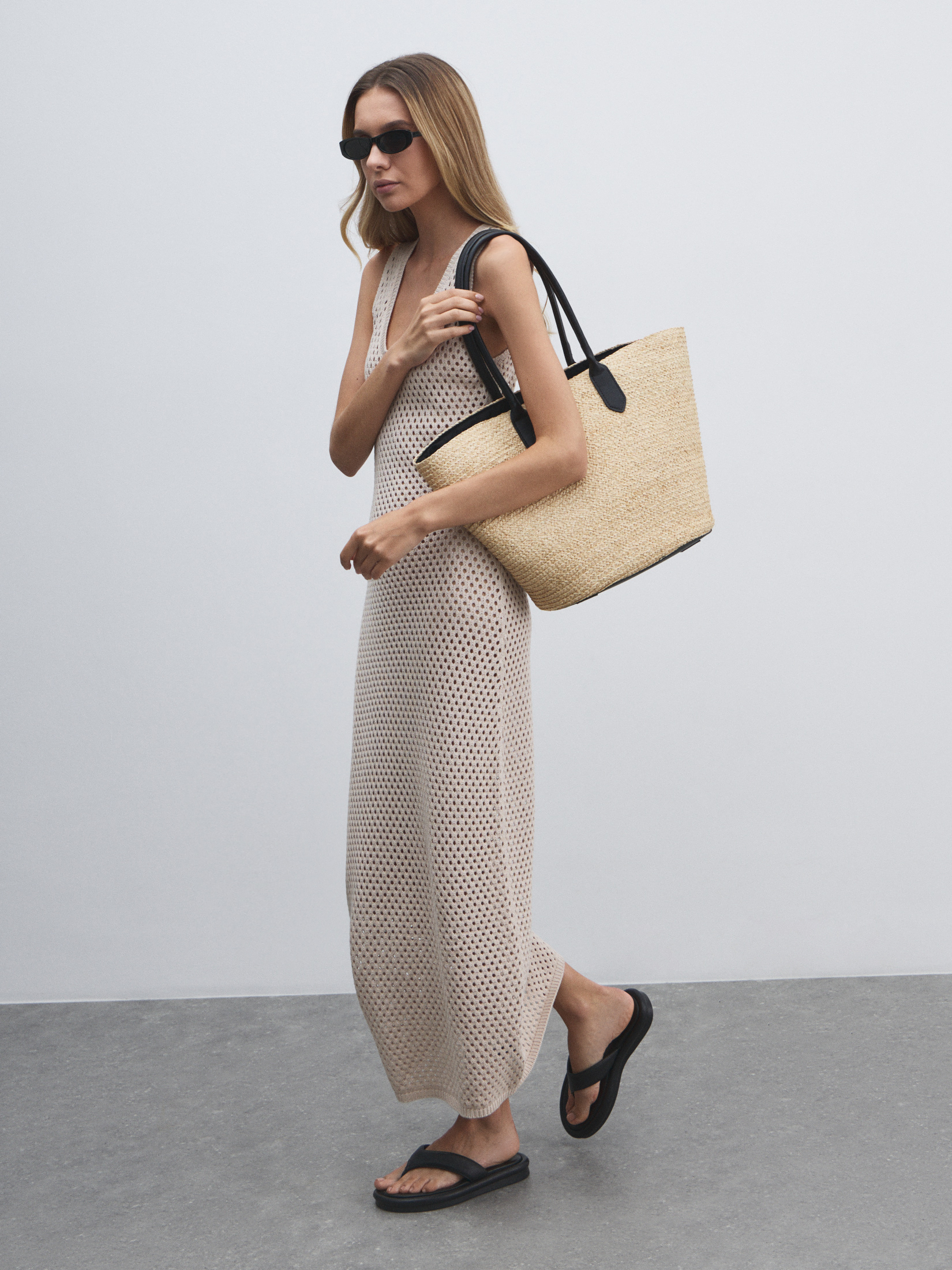 Женское платье кроше MAISON DAVID 4602074, серовато-бежевый