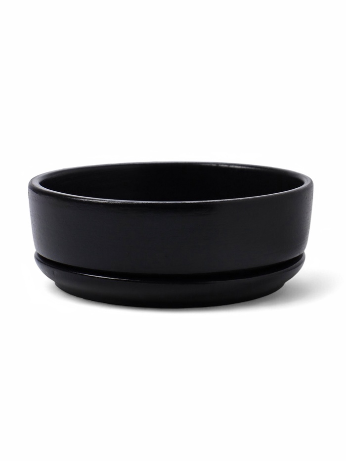 Горшок - бонсайница «Огма» для кактусов и суккулентов, 700 мл, d=15 см, h=5.5 см, керамика, с поддоном, чёрный