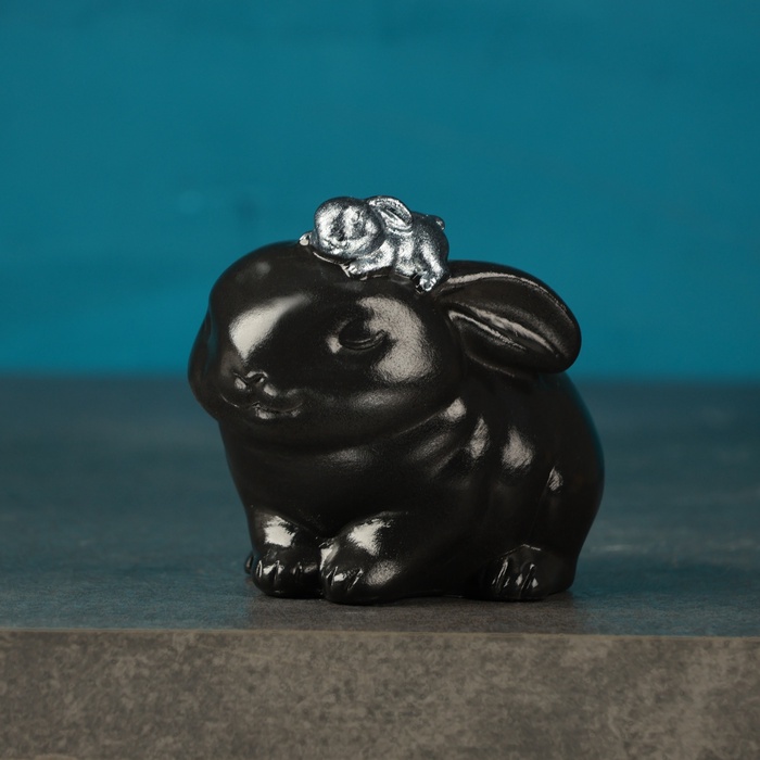 Декоративное кашпо для цветов «Зайчиха с зайчонком», h=9 см, гипс, черное, серебристое