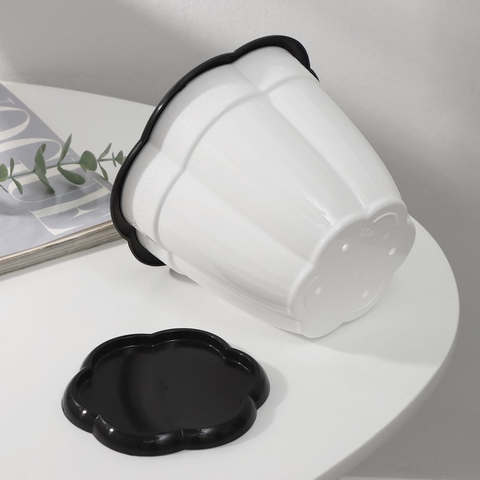 Горшок для цветов с поддоном «Восторг», 1.5 л, пластиковый, белый