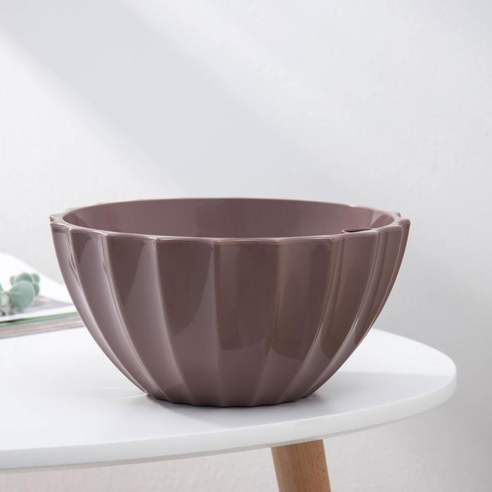 Кашпо для цветов с автополивом «Ракушка», 2.4 л, d=22 см, h=10.5 см, цвет мокко