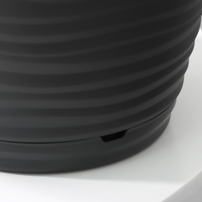 Горшок для цветов с поддоном Saffron, 2.6 л, d=17.6 см, h=16.2 см, пластиковый, серый