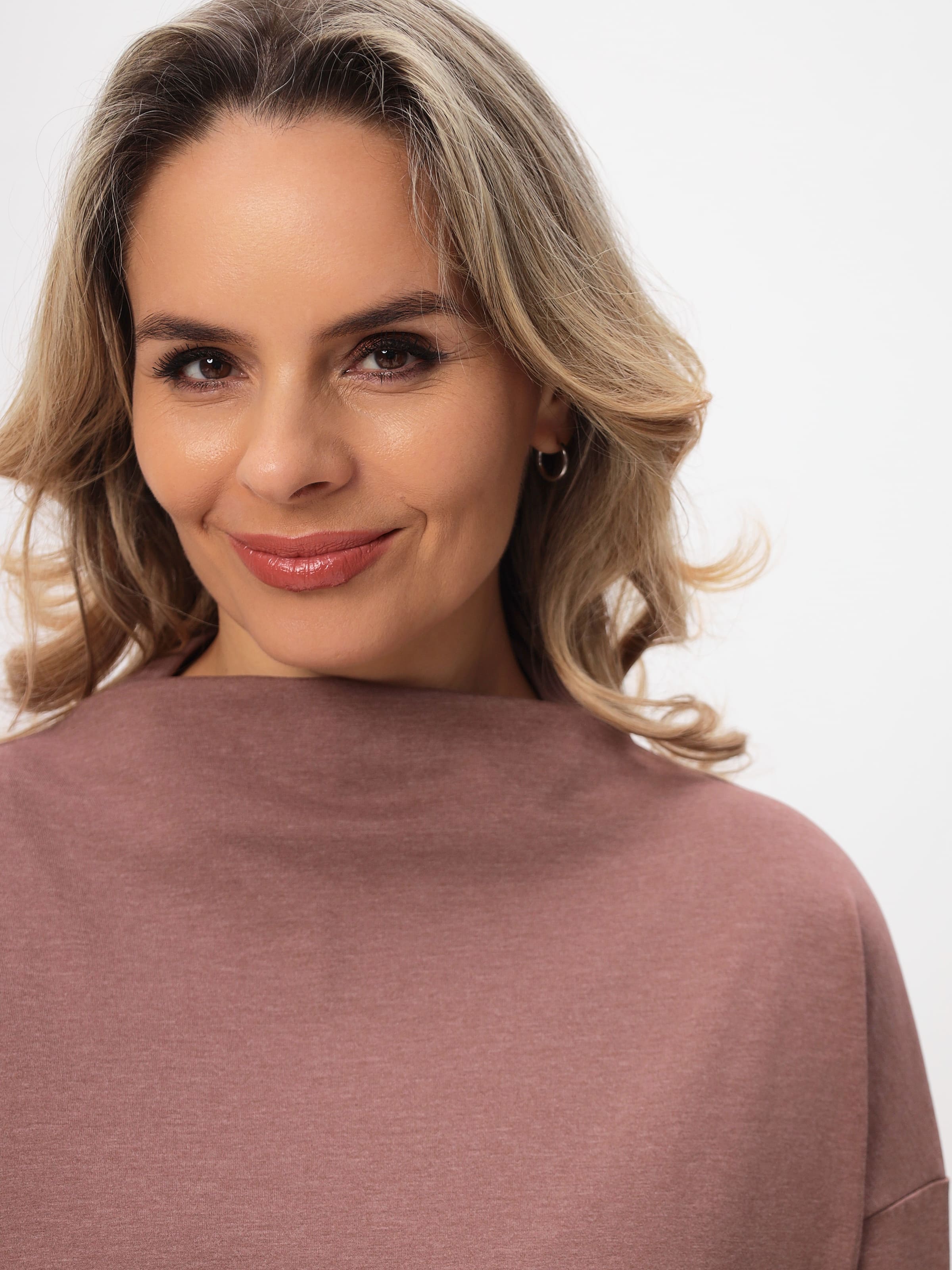 Джемпер женский T-lab TL-JP-001KO-44 какао м.