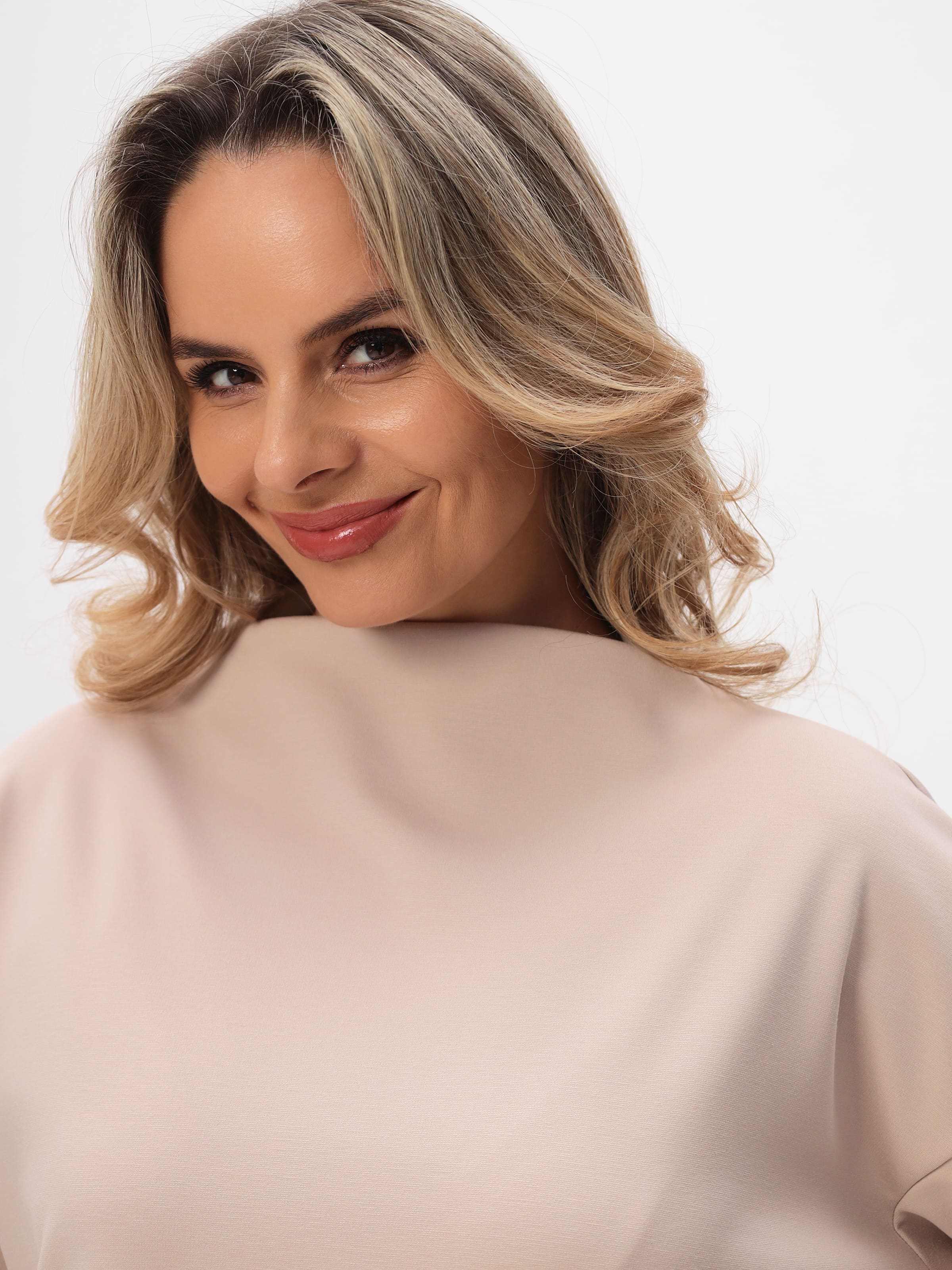 Джемпер женский T-lab TL-JP-0012-3T-AH-св. бежевый