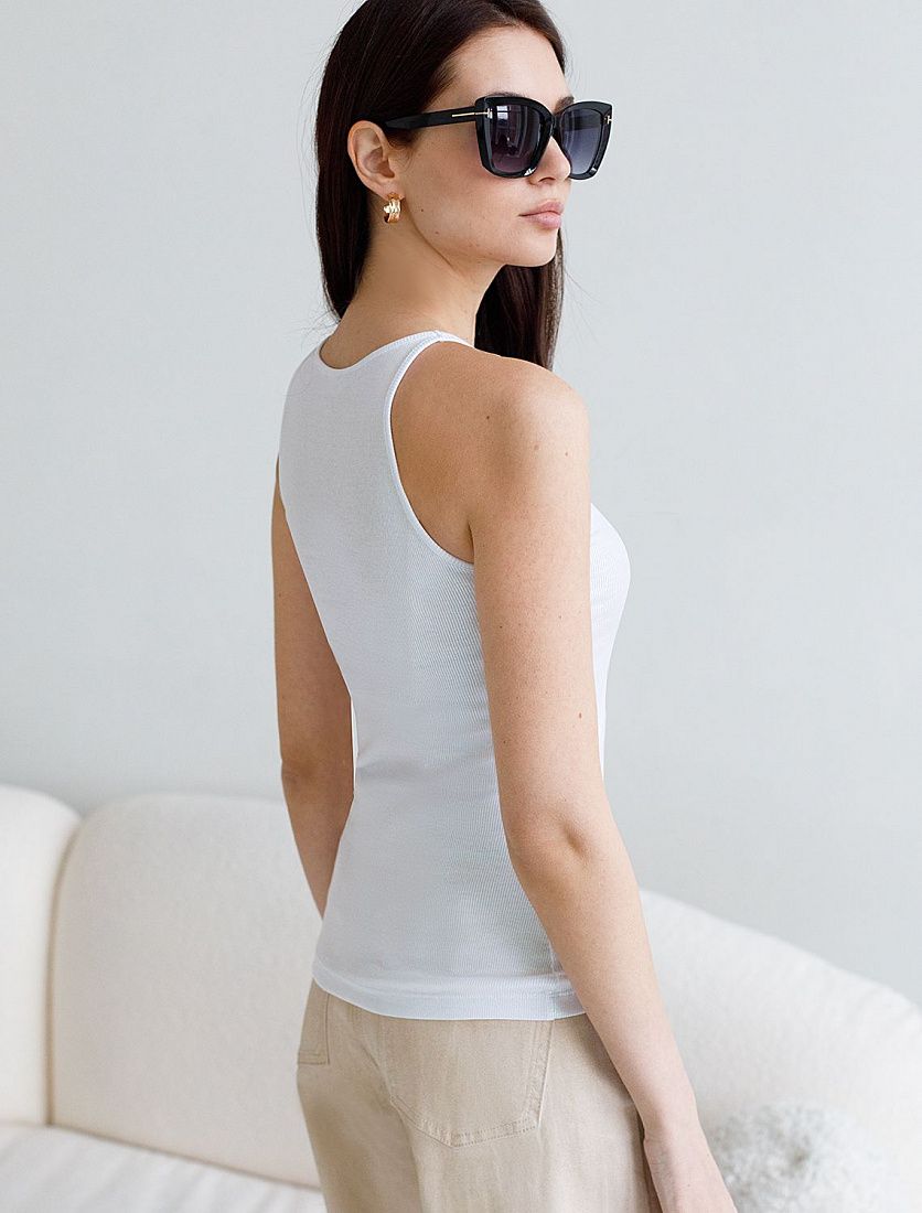 Топ с закрытым декольте из хлопка с эластаном в рубчик с матовым покрытием металлик