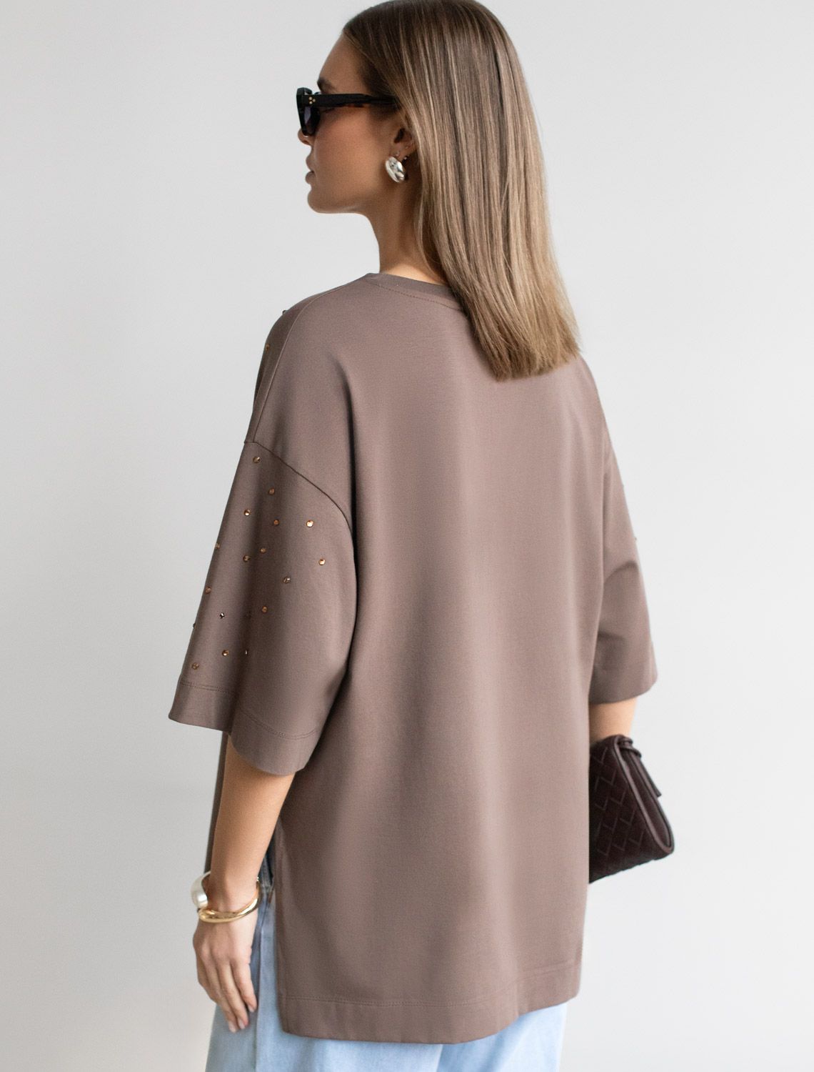 Футболка оверсайз с принтом стразами из премиального хлопка