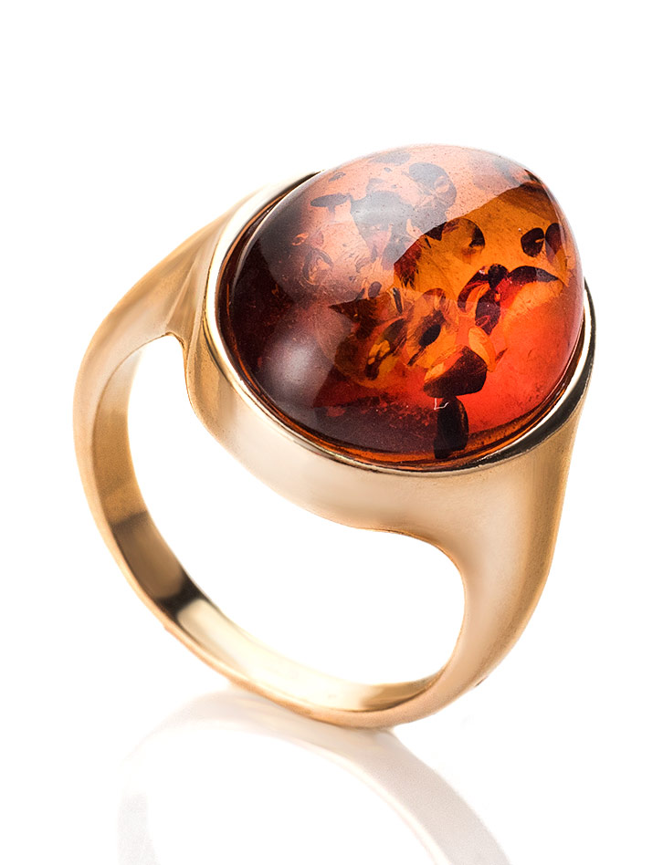 Кольцо классической формы из натурального янтаря «Годжи крупное»