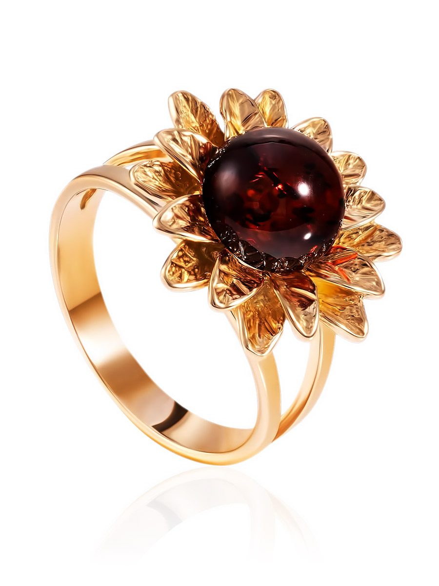 Нарядное кольцо в цветочном дизайне, украшенное вишнёвым янтарём «Астра»