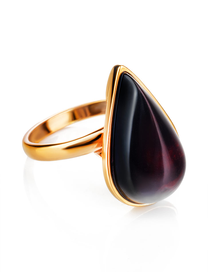 Яркое кольцо из натурального янтаря вишнёвого цвета «Импульс»