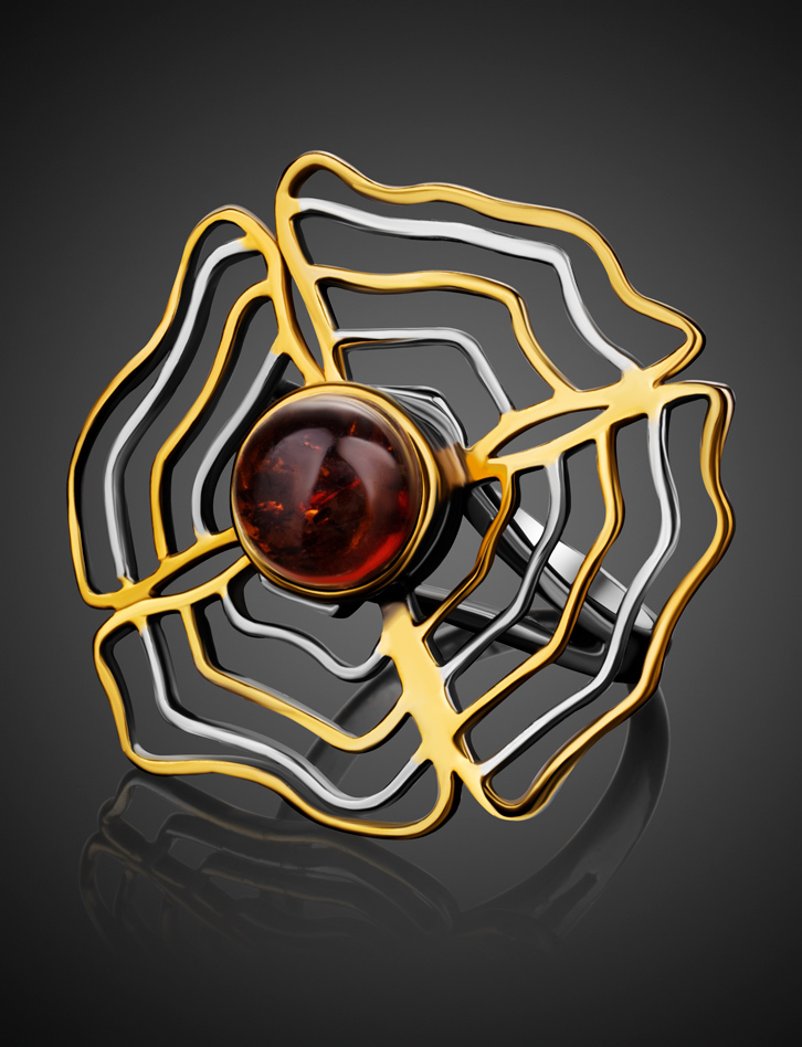 Ажурное кольцо из натурального янтаря «Адонис»